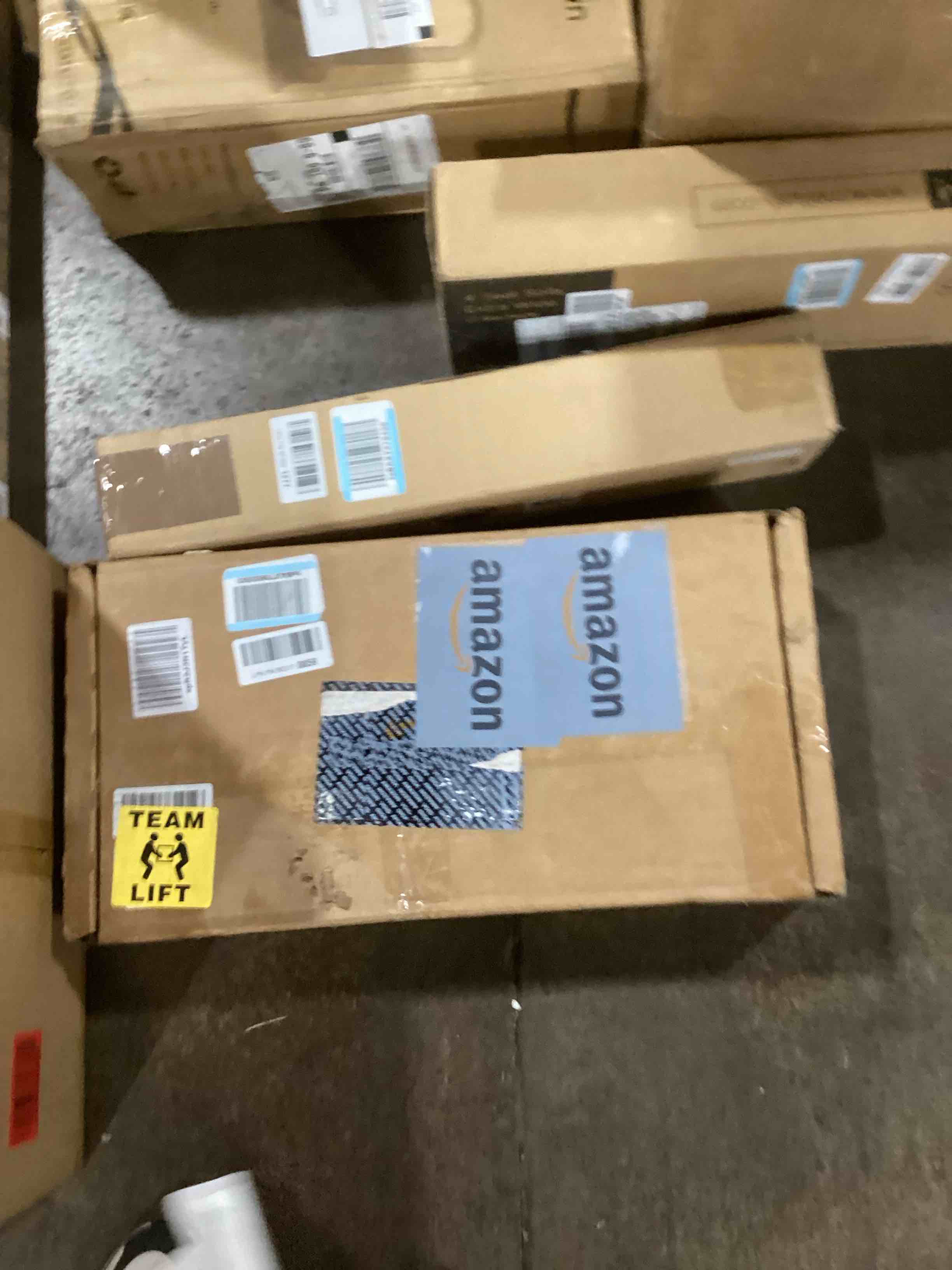 https://s3.amazonaws.com/lotting-images-prod/bidfta/PPE0123063_1729799853614.jpeg
