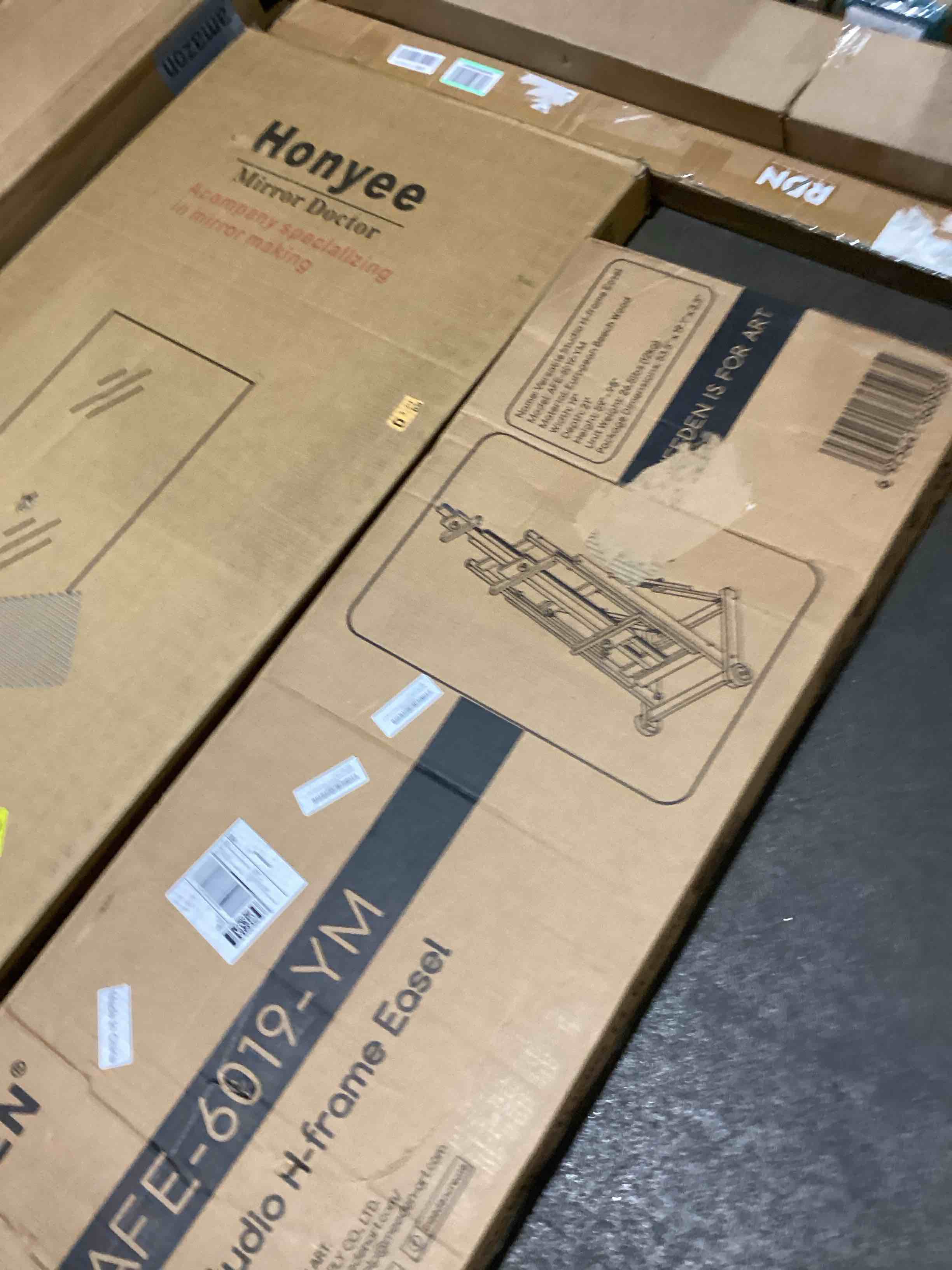 https://s3.amazonaws.com/lotting-images-prod/bidfta/PPE0125114_1727448743556.jpeg