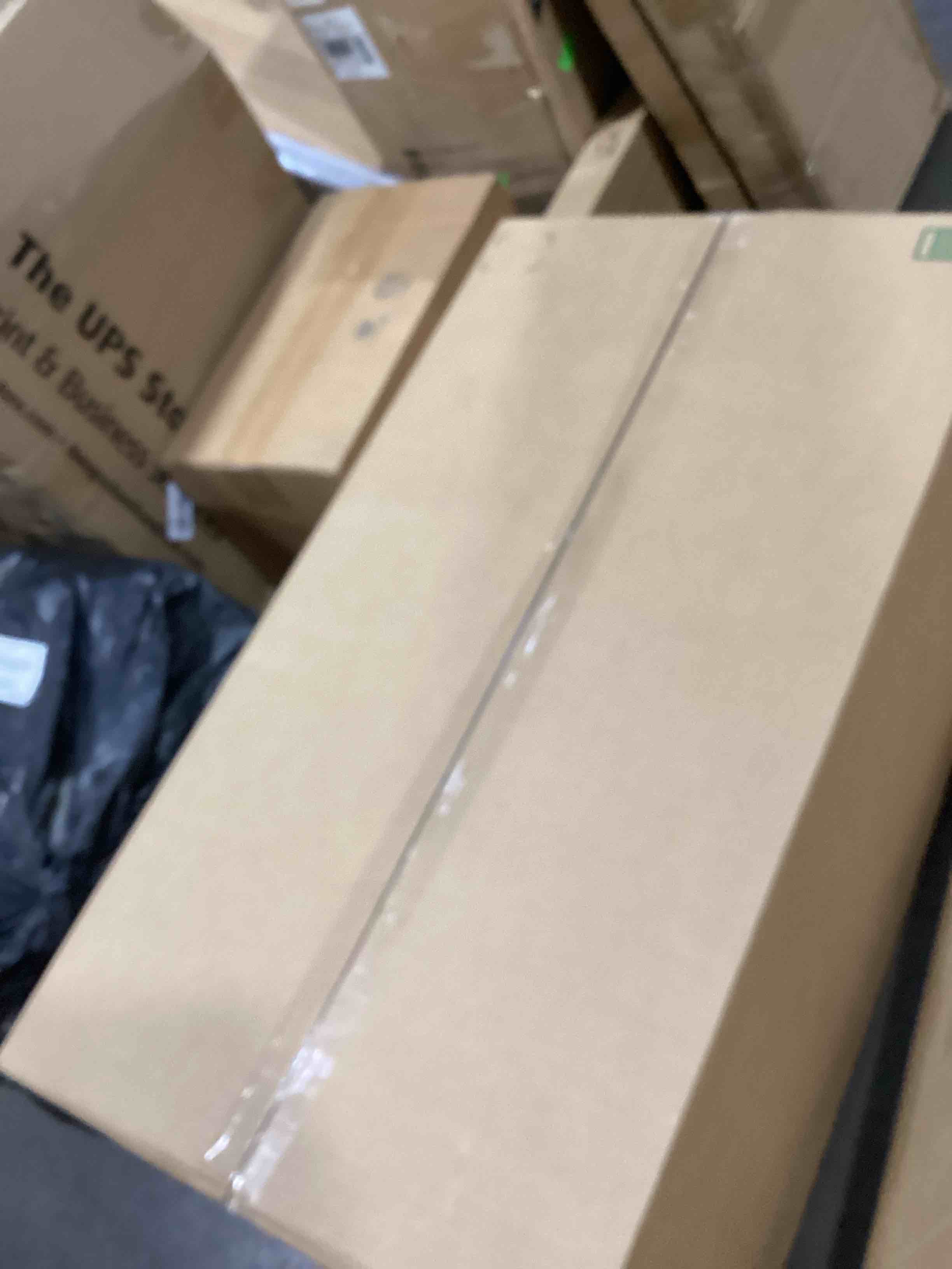 https://s3.amazonaws.com/lotting-images-prod/bidfta/PPE0125162_1727382013635.jpeg