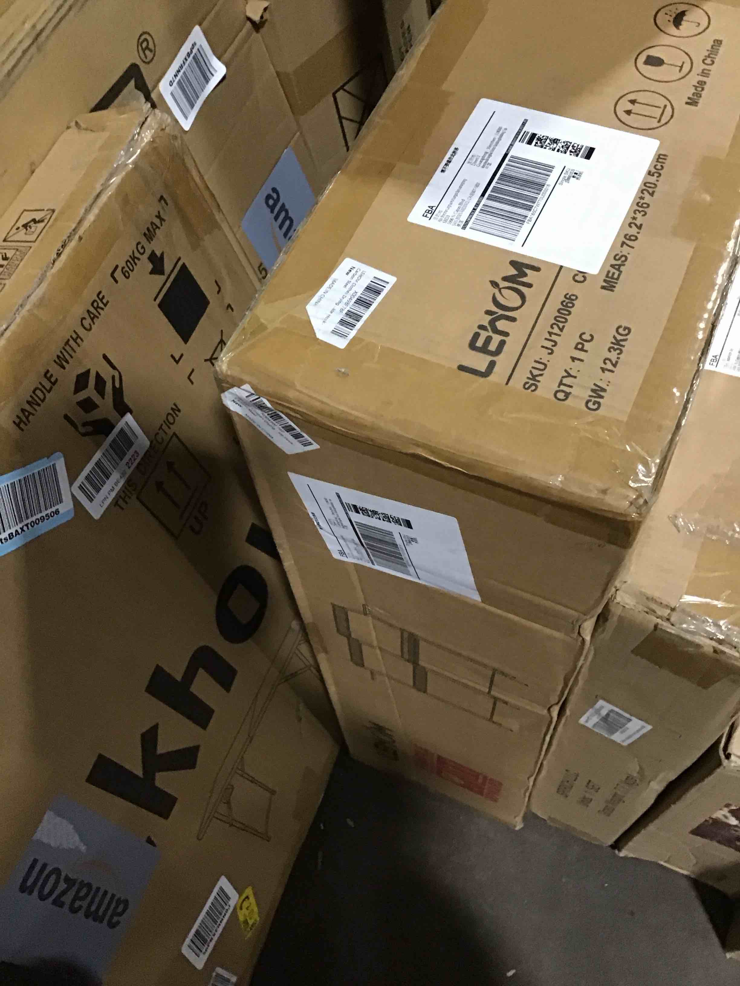https://s3.amazonaws.com/lotting-images-prod/bidfta/PPE0125609_1727209211114.jpeg