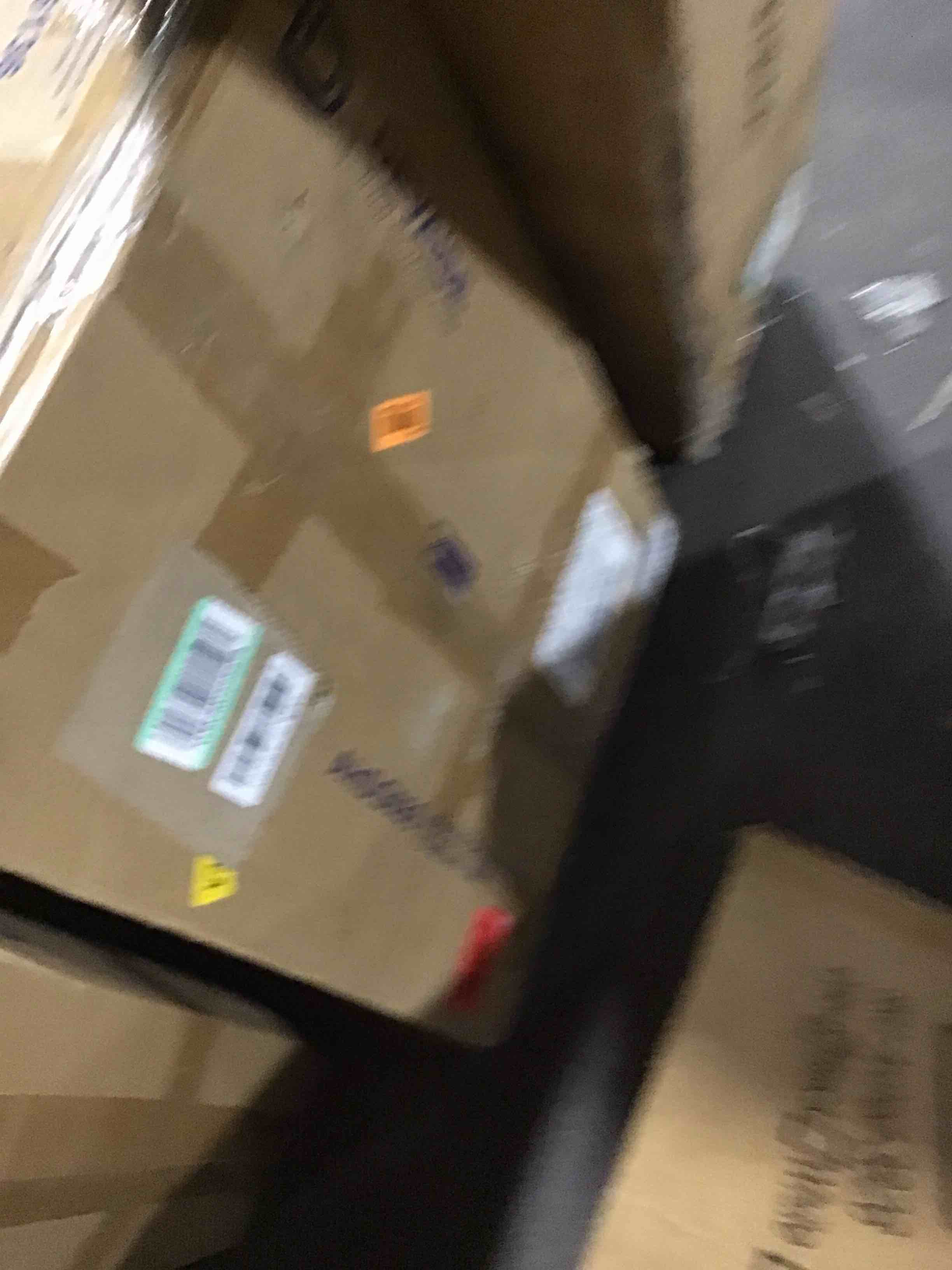 https://s3.amazonaws.com/lotting-images-prod/bidfta/PPE0126185_1727797355280.jpeg