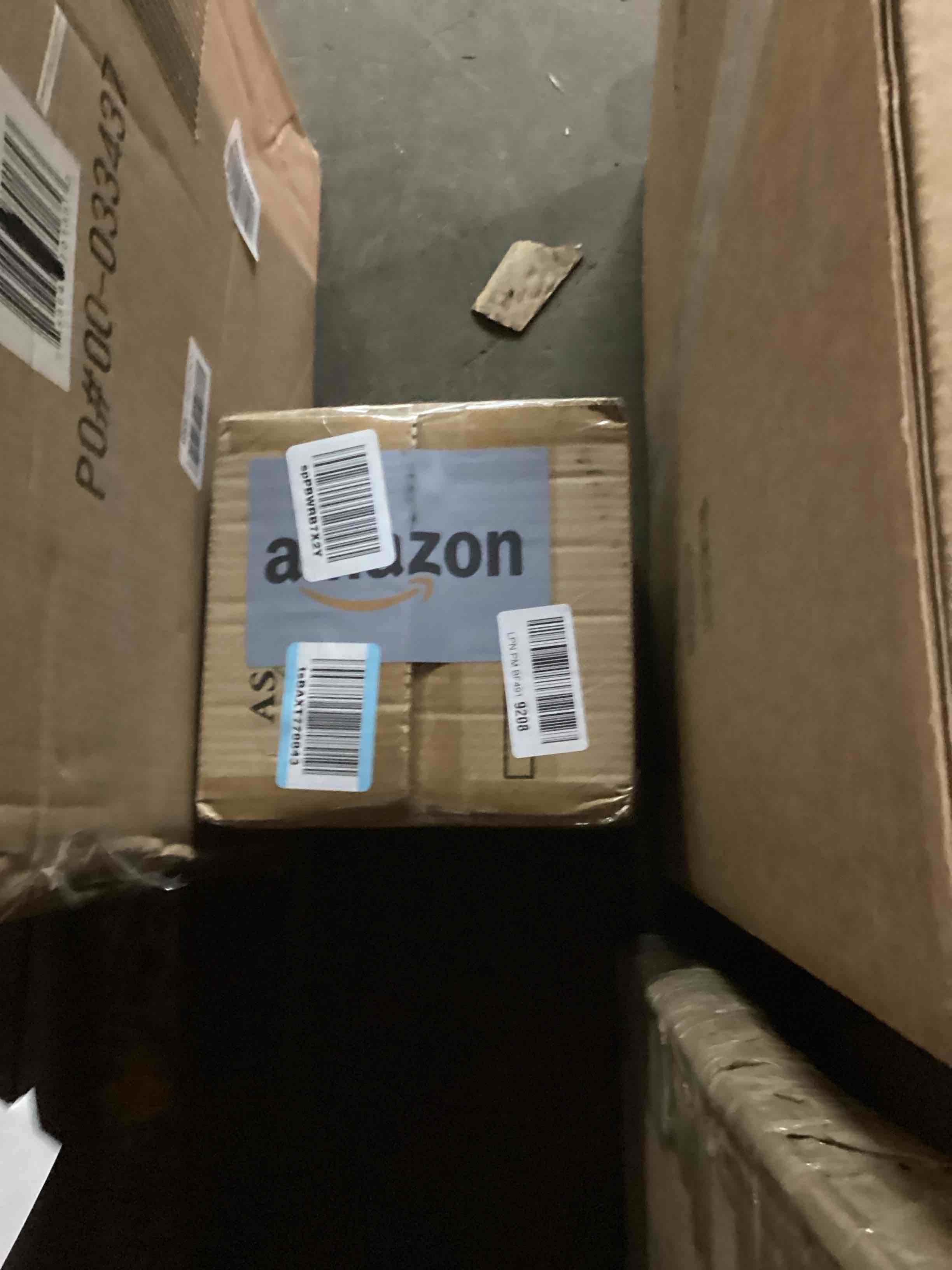 https://s3.amazonaws.com/lotting-images-prod/bidfta/PPE0127144_1727204331988.jpeg