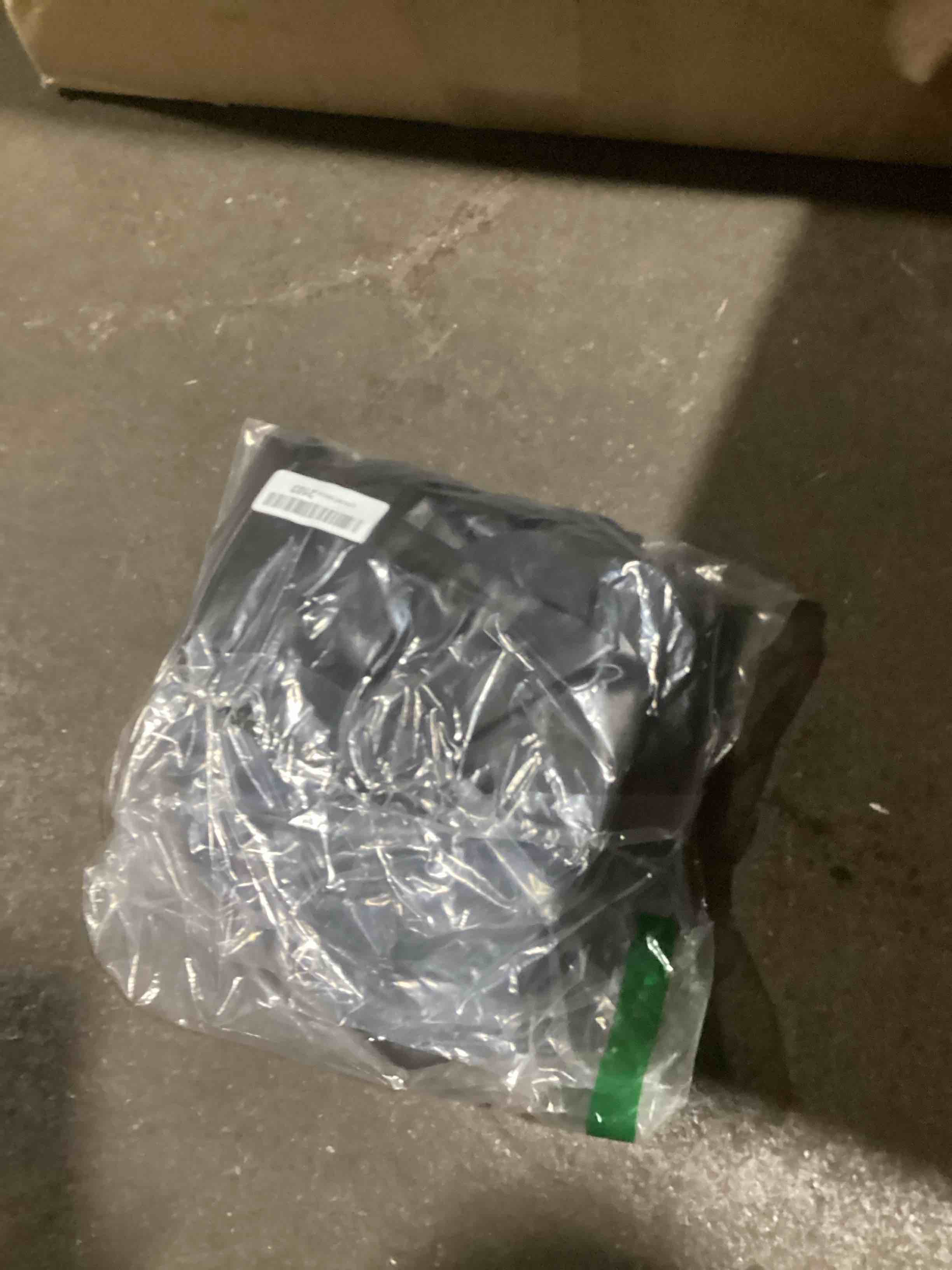 https://s3.amazonaws.com/lotting-images-prod/bidfta/PPE0127628_1727463532083.jpeg