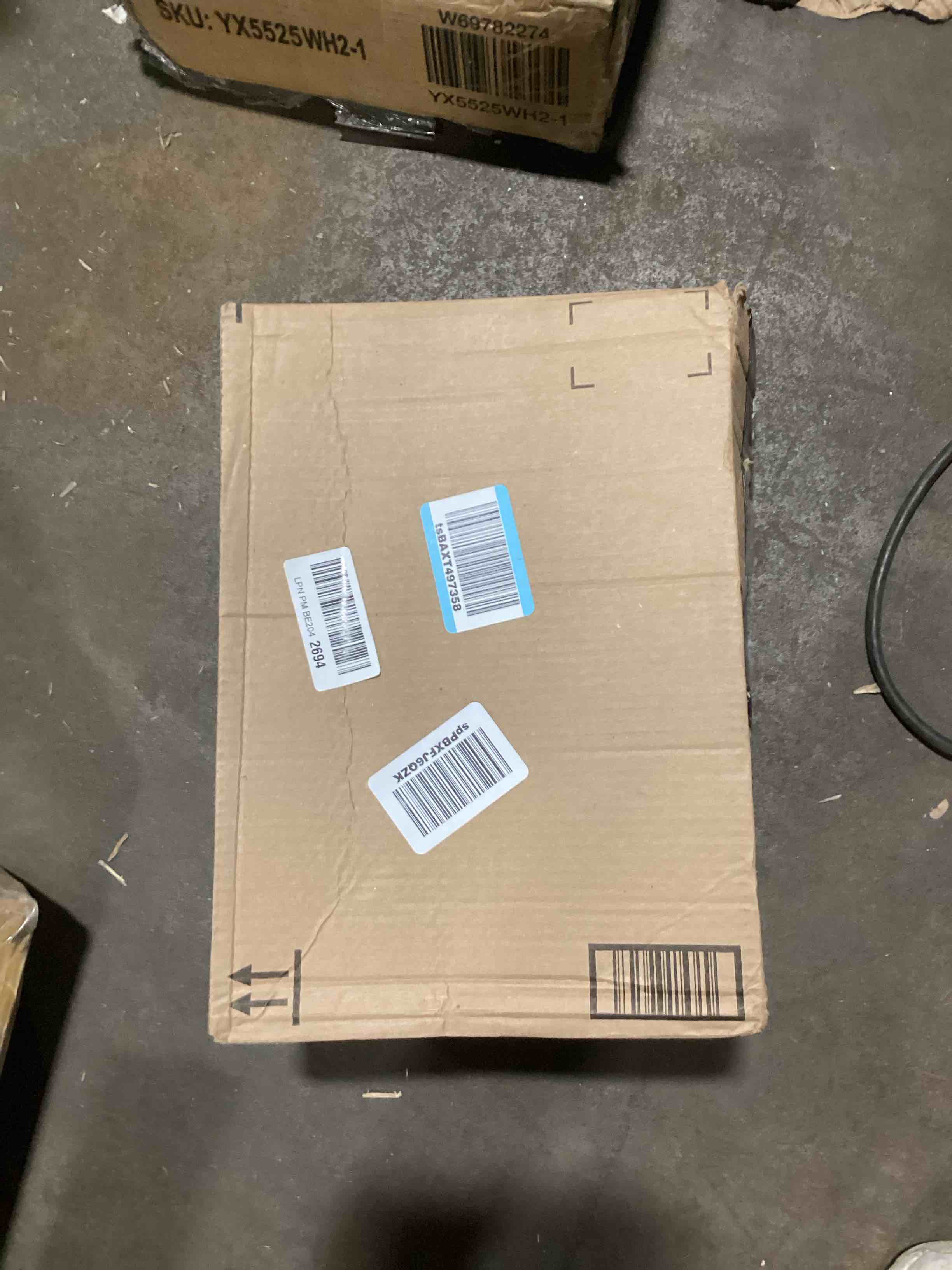 https://s3.amazonaws.com/lotting-images-prod/bidfta/PPE0128002_1728075861862.jpeg