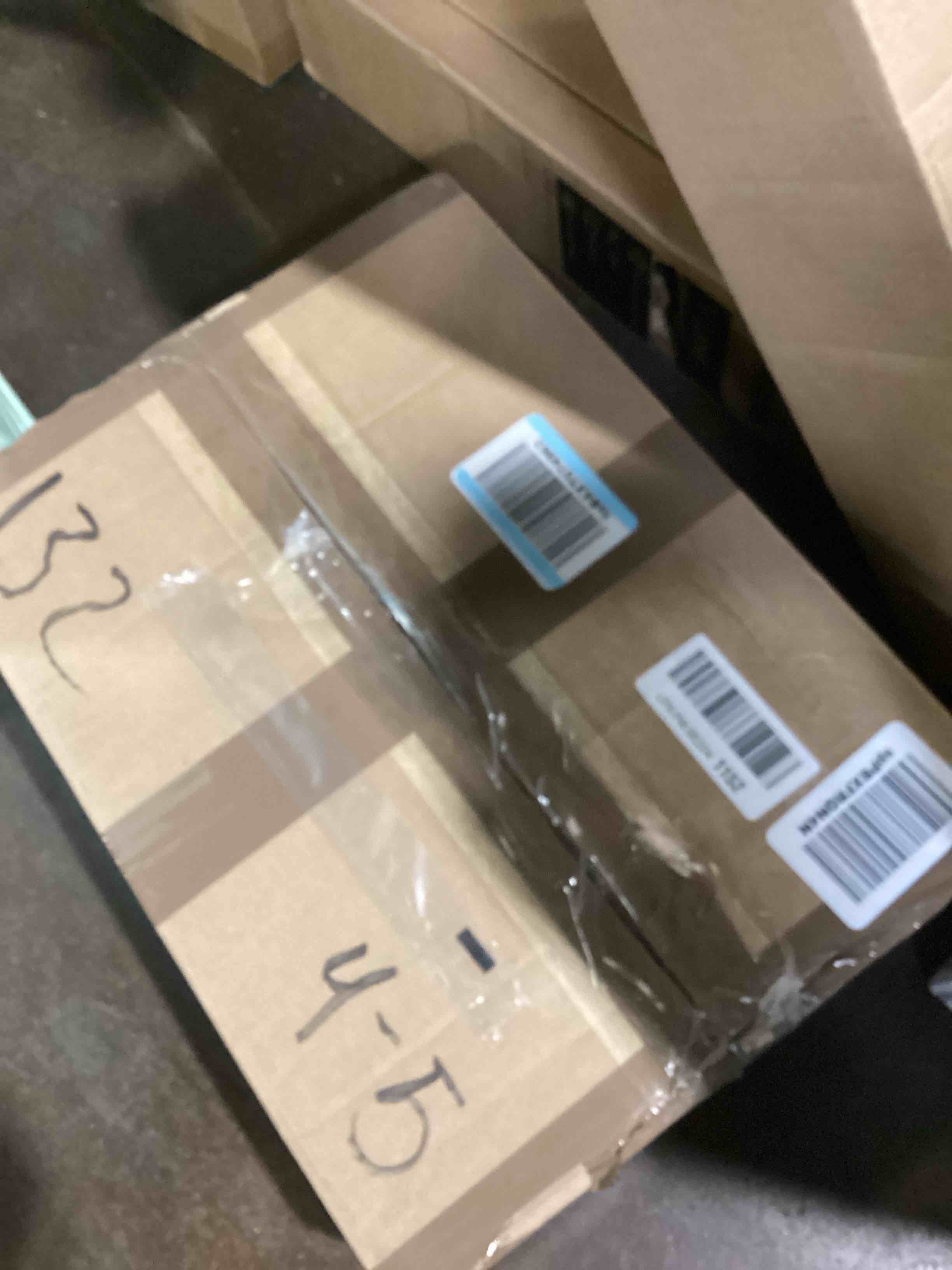 https://s3.amazonaws.com/lotting-images-prod/bidfta/PPE0128565_1727895272887.jpeg