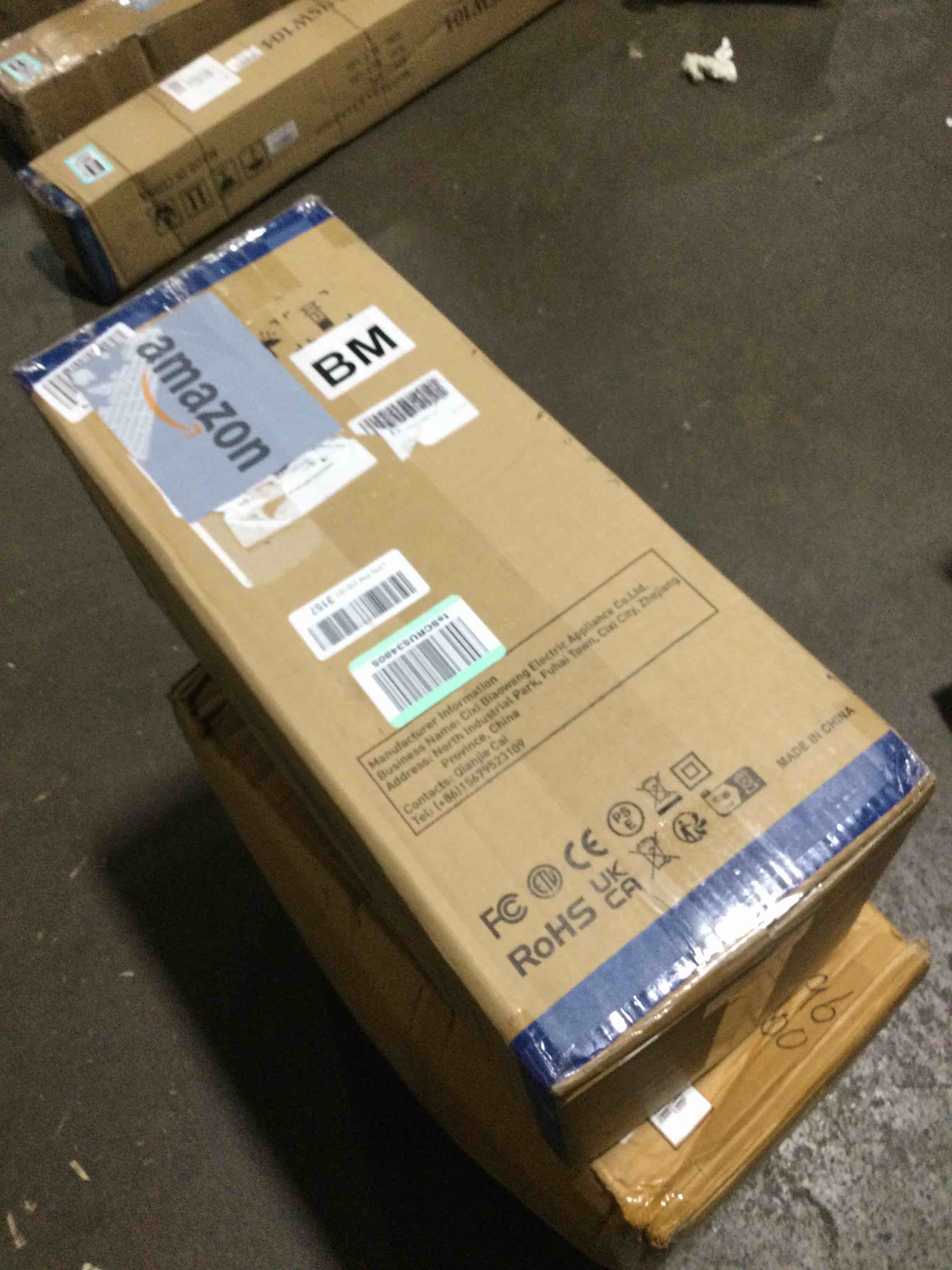 https://s3.amazonaws.com/lotting-images-prod/bidfta/PPE0129687_1727384913959.jpeg