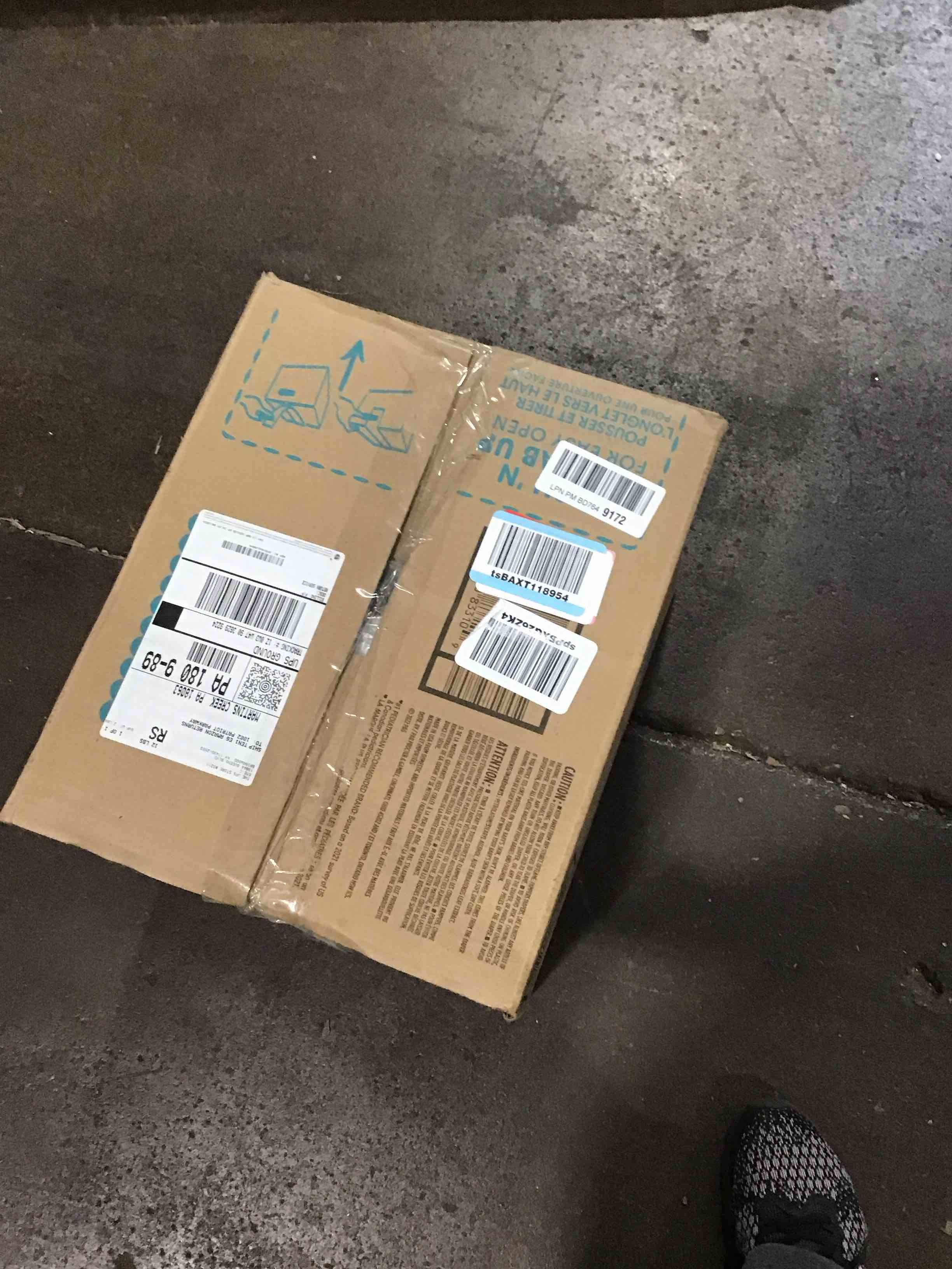https://s3.amazonaws.com/lotting-images-prod/bidfta/PPE0130028_1728063283449.jpeg