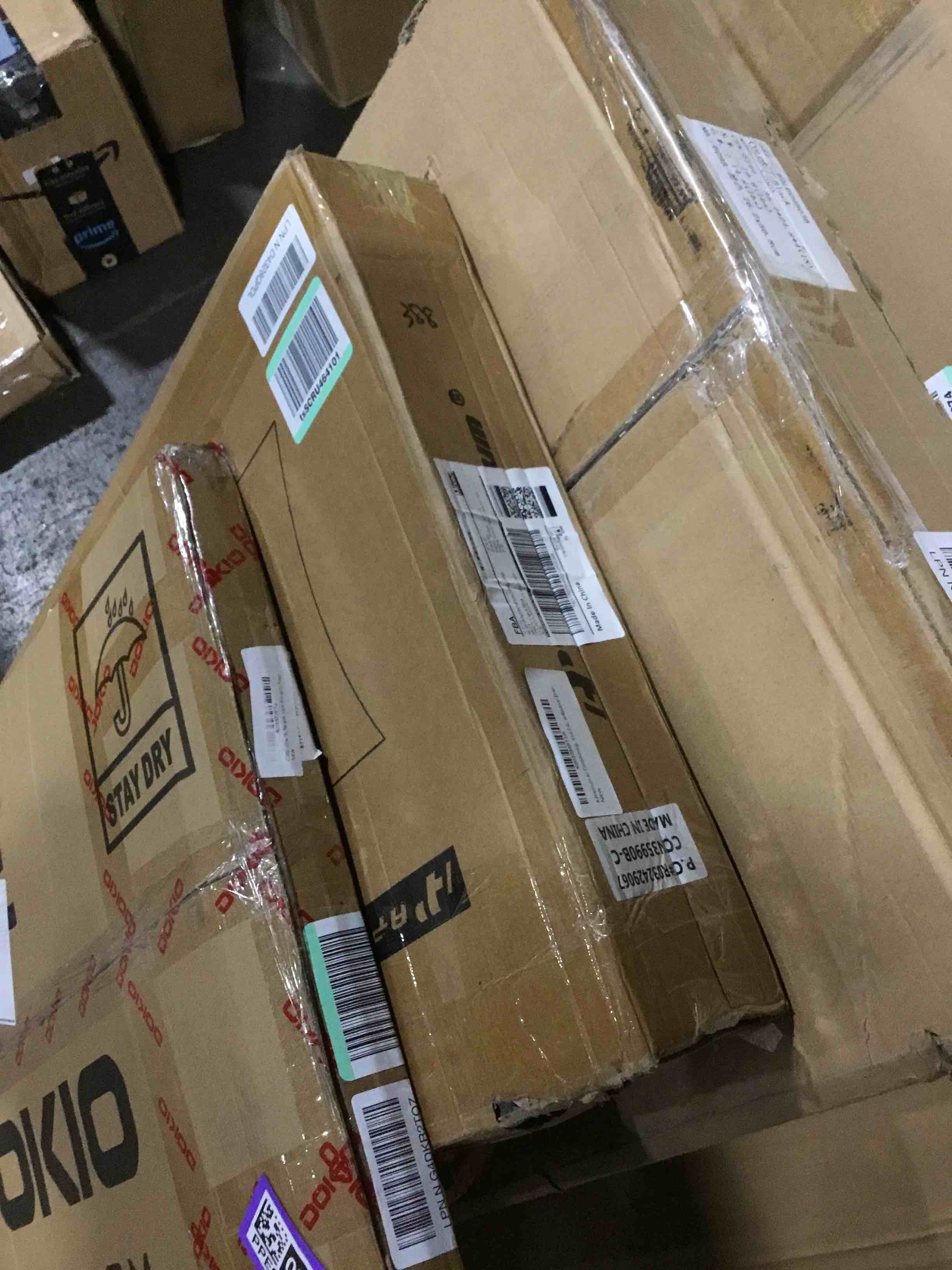 https://s3.amazonaws.com/lotting-images-prod/bidfta/PPE0130737_1727795120968.jpeg
