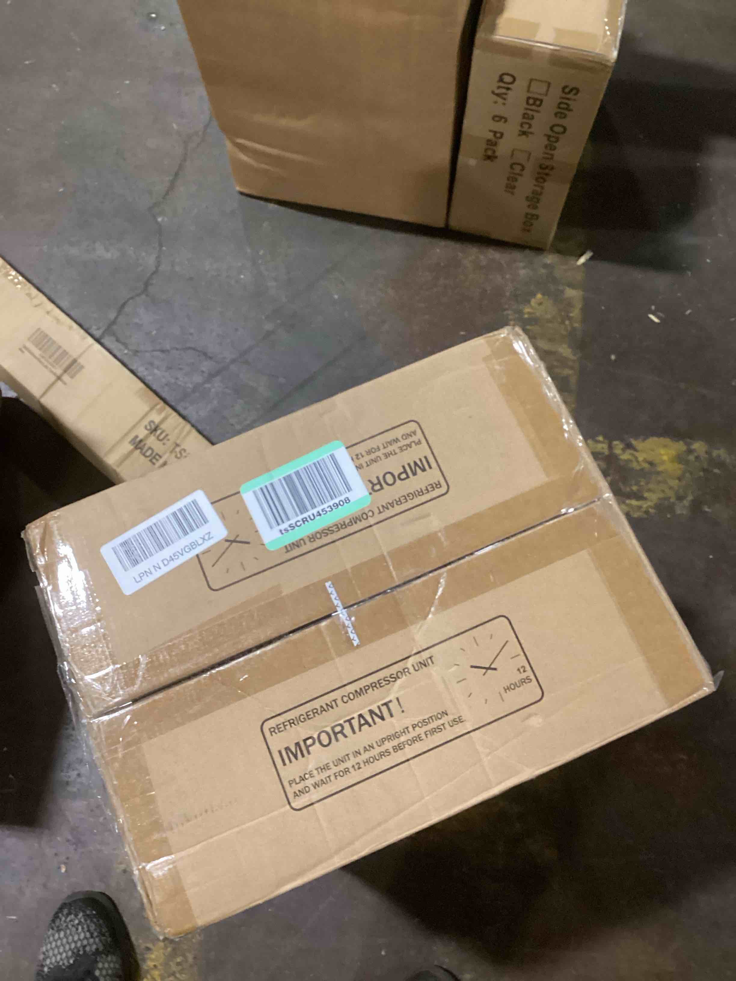 https://s3.amazonaws.com/lotting-images-prod/bidfta/PPE0131796_1727384933385.jpeg