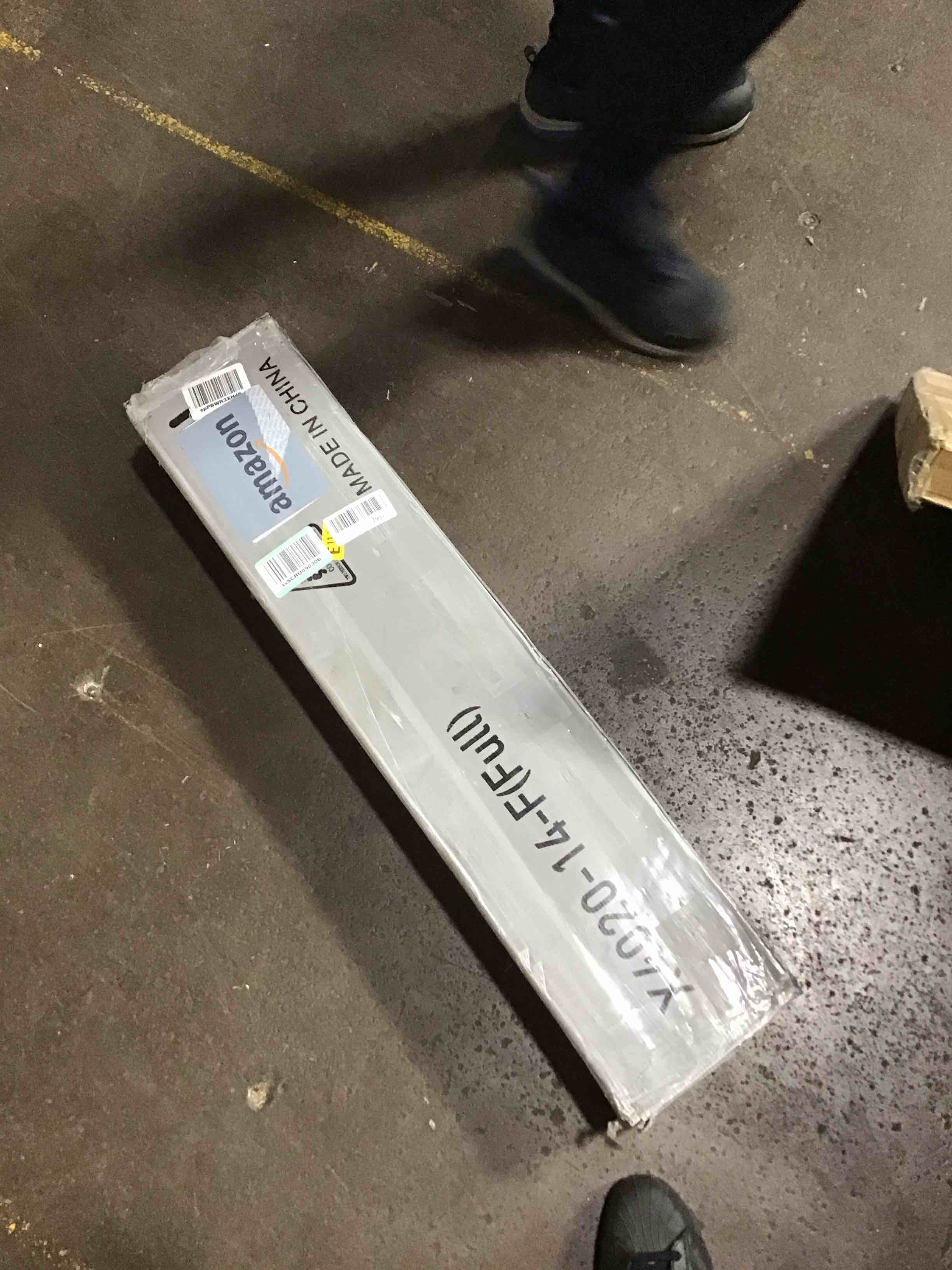 https://s3.amazonaws.com/lotting-images-prod/bidfta/PPE0132103_1727966226364.jpeg