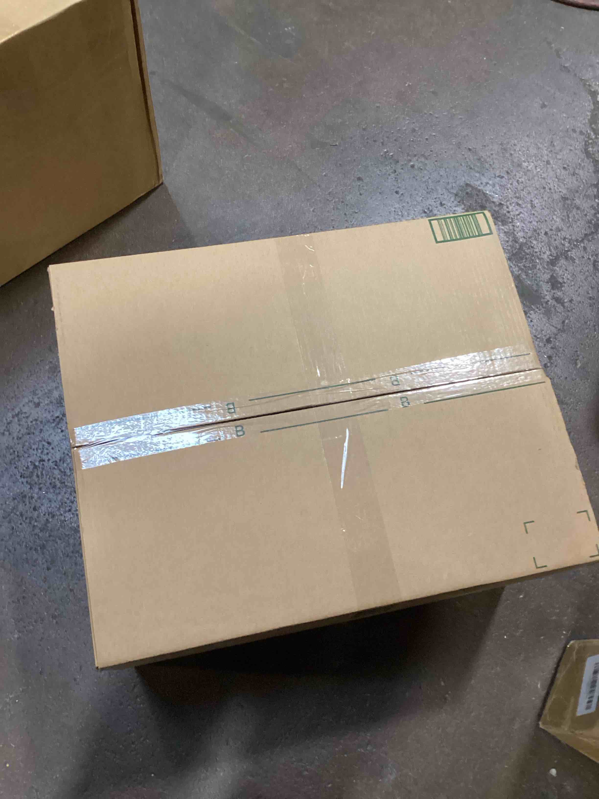 https://s3.amazonaws.com/lotting-images-prod/bidfta/PPE0133633_1727443385629.jpeg