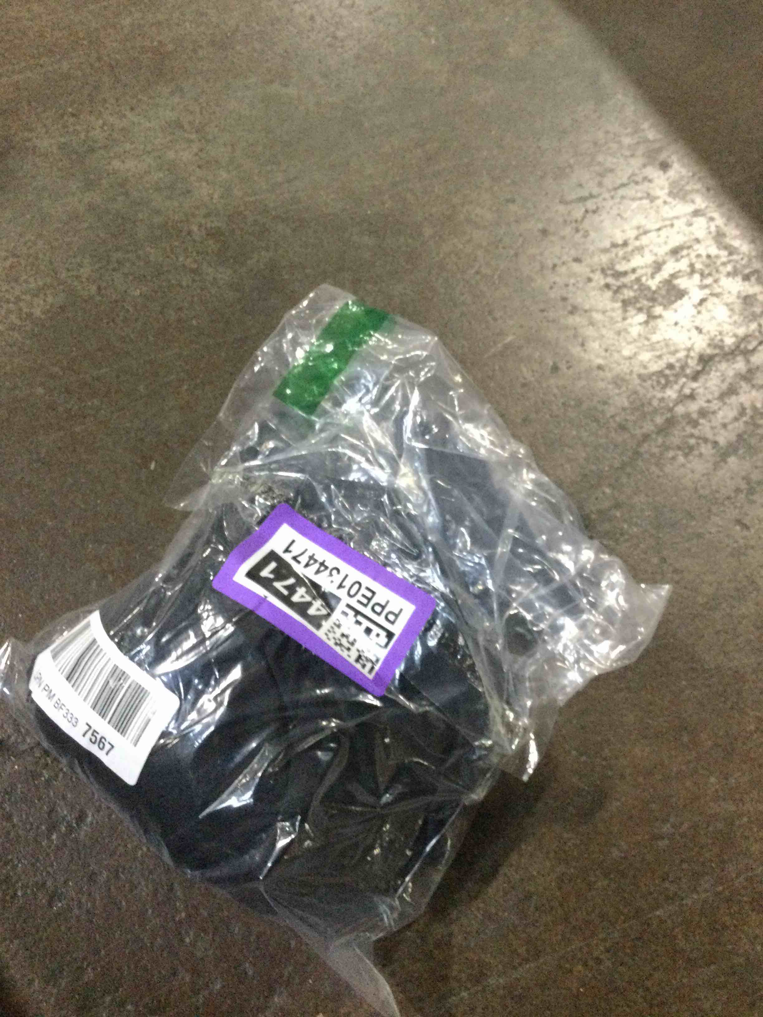 https://s3.amazonaws.com/lotting-images-prod/bidfta/PPE0134471_1729022725226.jpeg