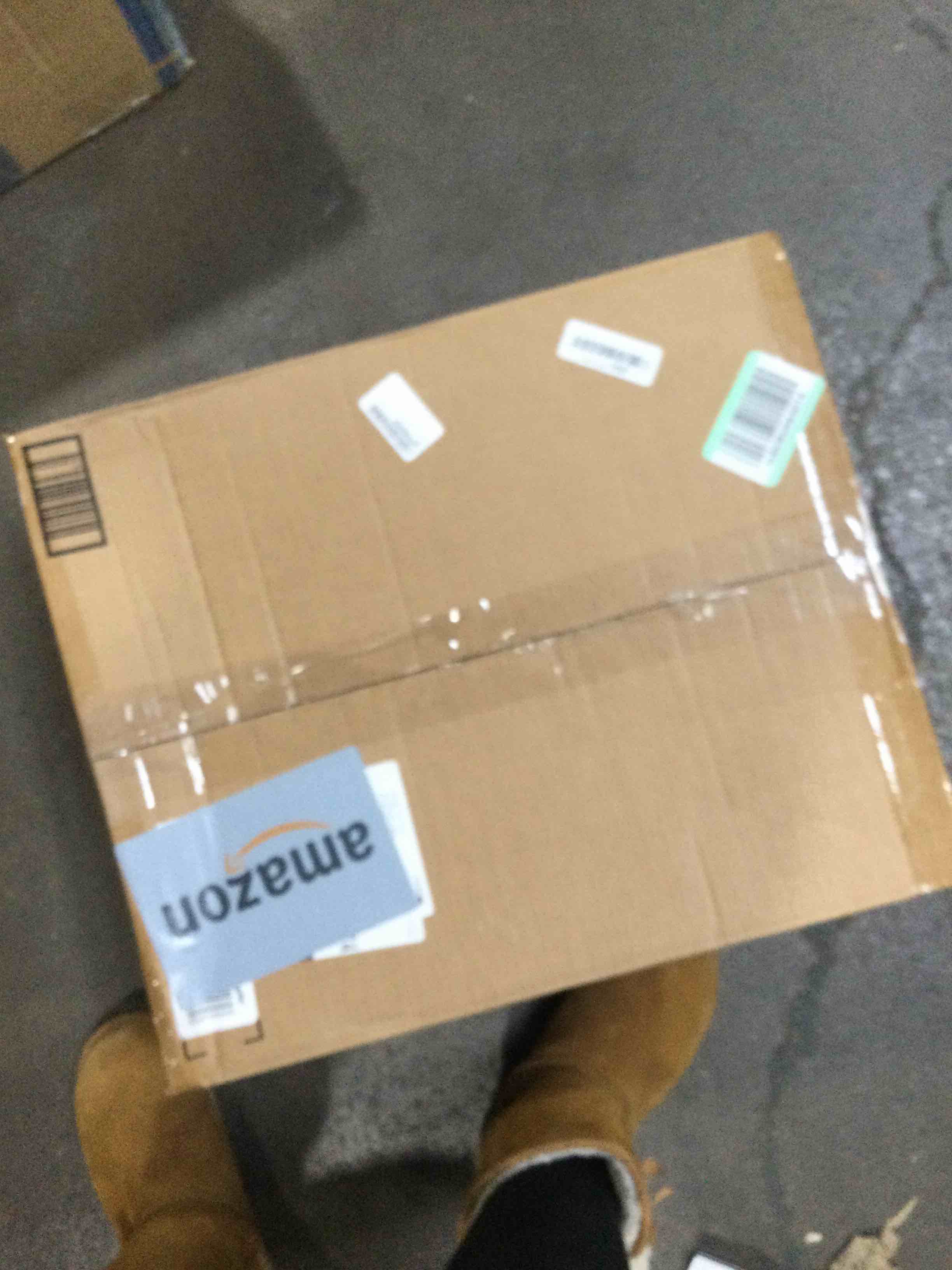 https://s3.amazonaws.com/lotting-images-prod/bidfta/PPE0134530_1729019926882.jpeg