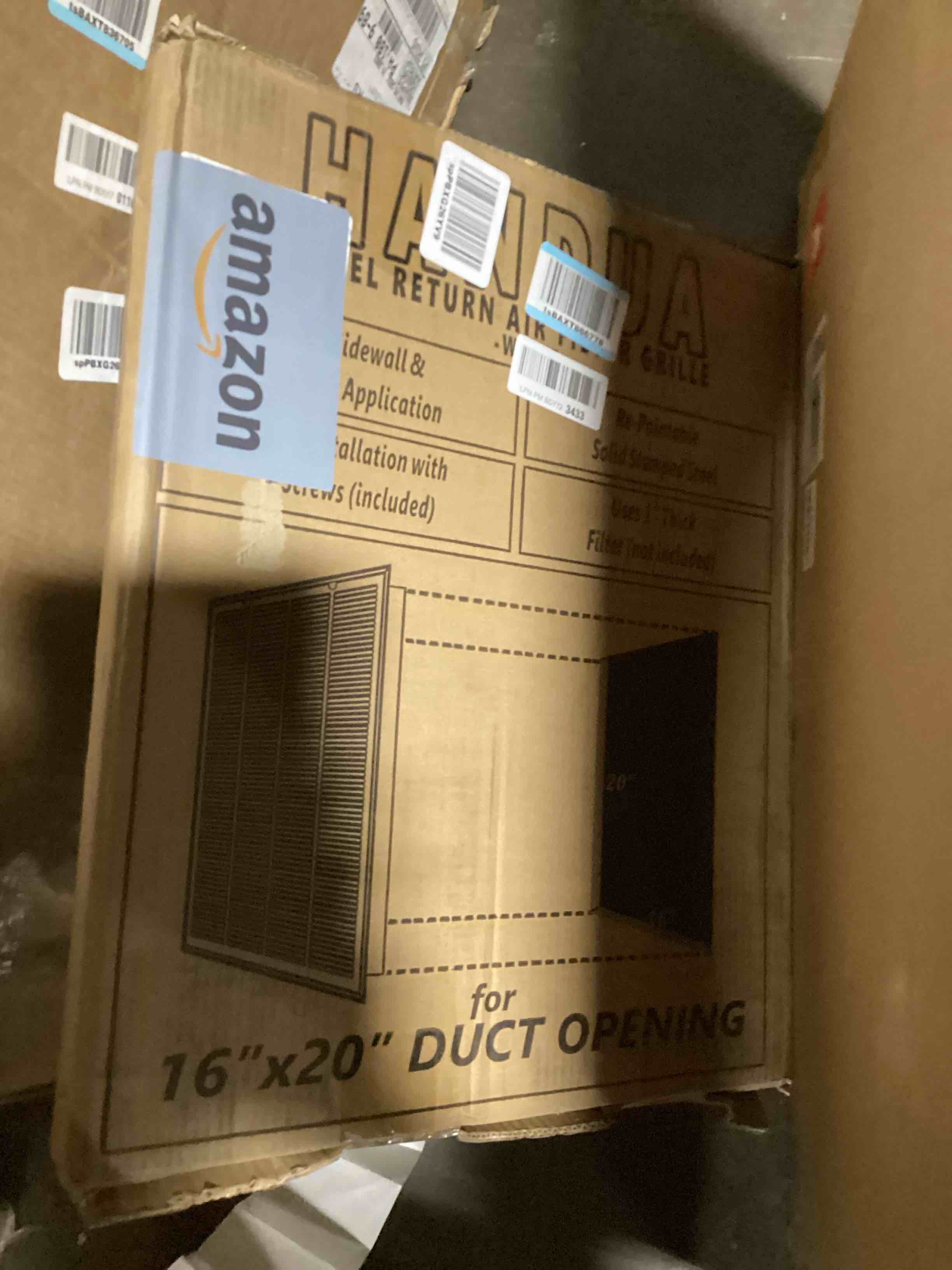 https://s3.amazonaws.com/lotting-images-prod/bidfta/PPE0135697_1728062879784.jpeg