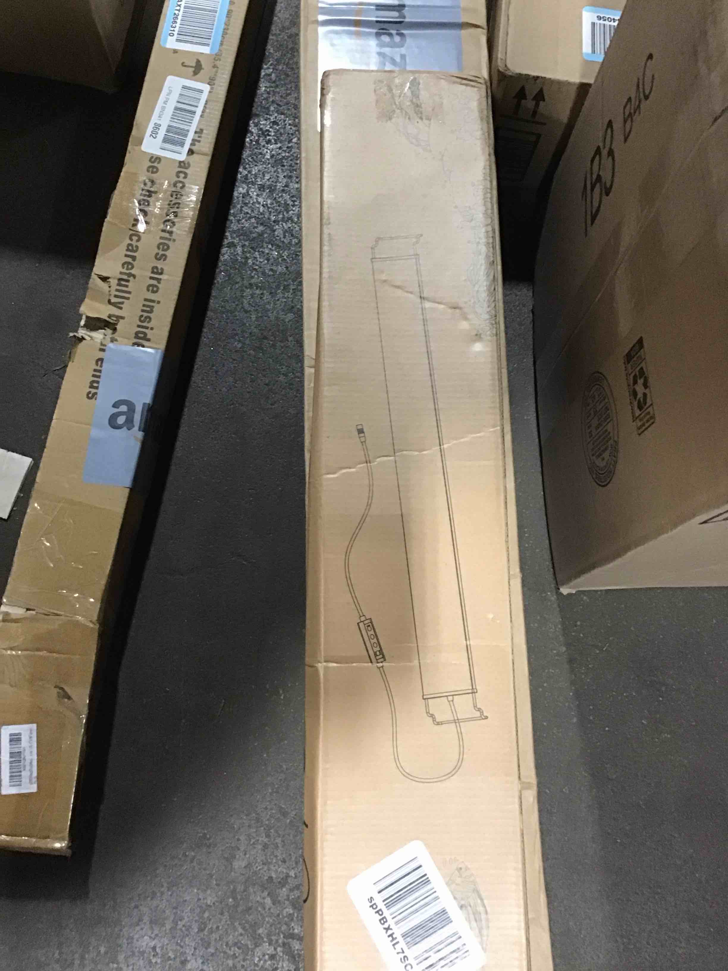 https://s3.amazonaws.com/lotting-images-prod/bidfta/PPE0139116_1725544465344.jpeg