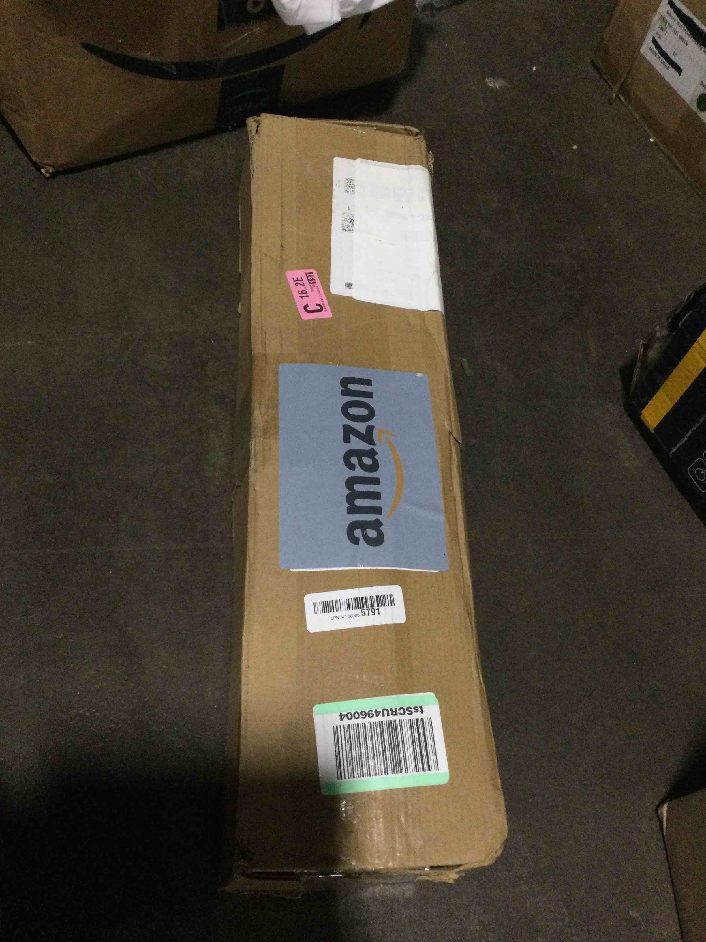 https://s3.amazonaws.com/lotting-images-prod/bidfta/PPE0139784_1725392424379.jpeg