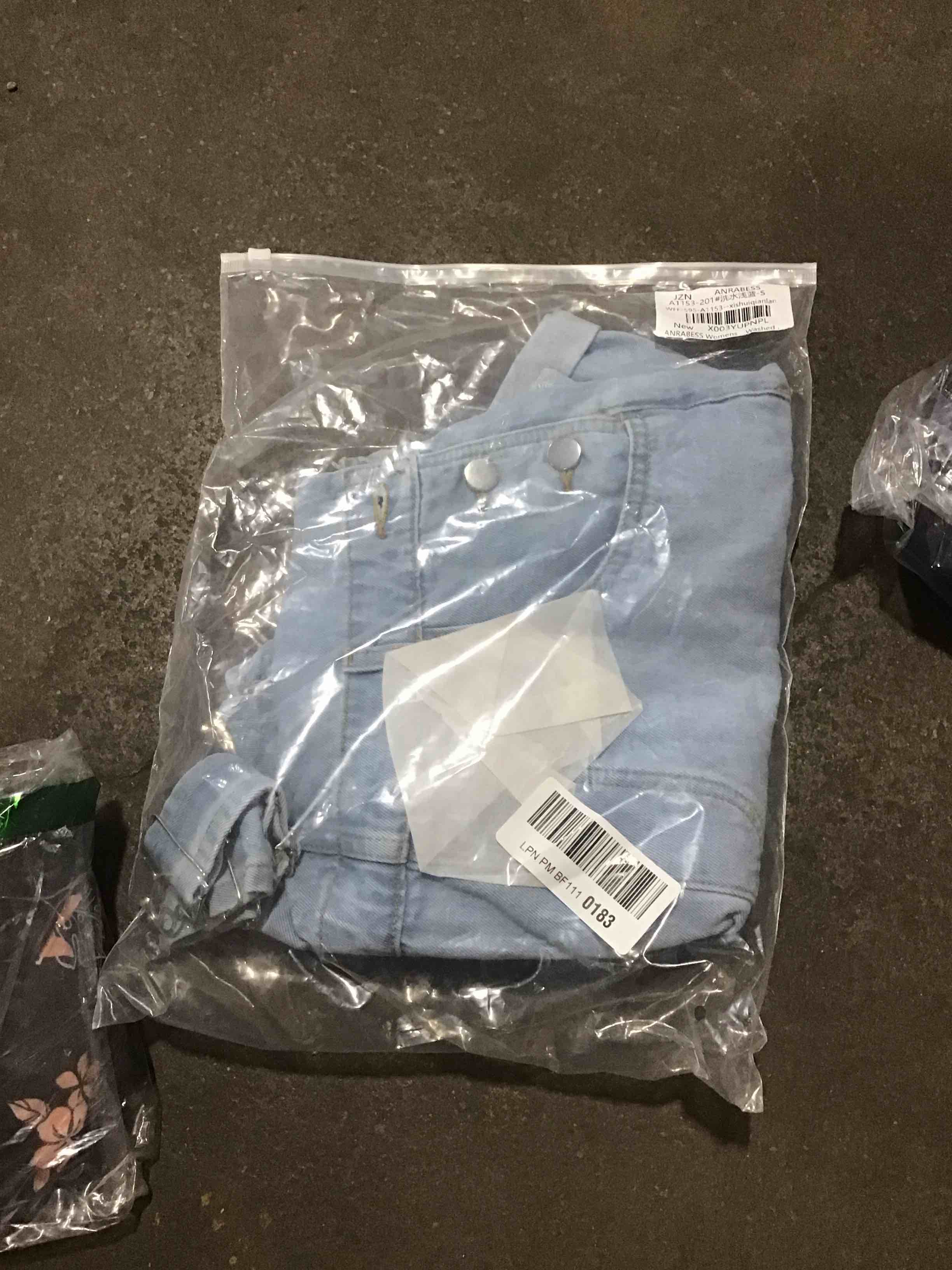 https://s3.amazonaws.com/lotting-images-prod/bidfta/PPE0139886_1725378564392.jpeg