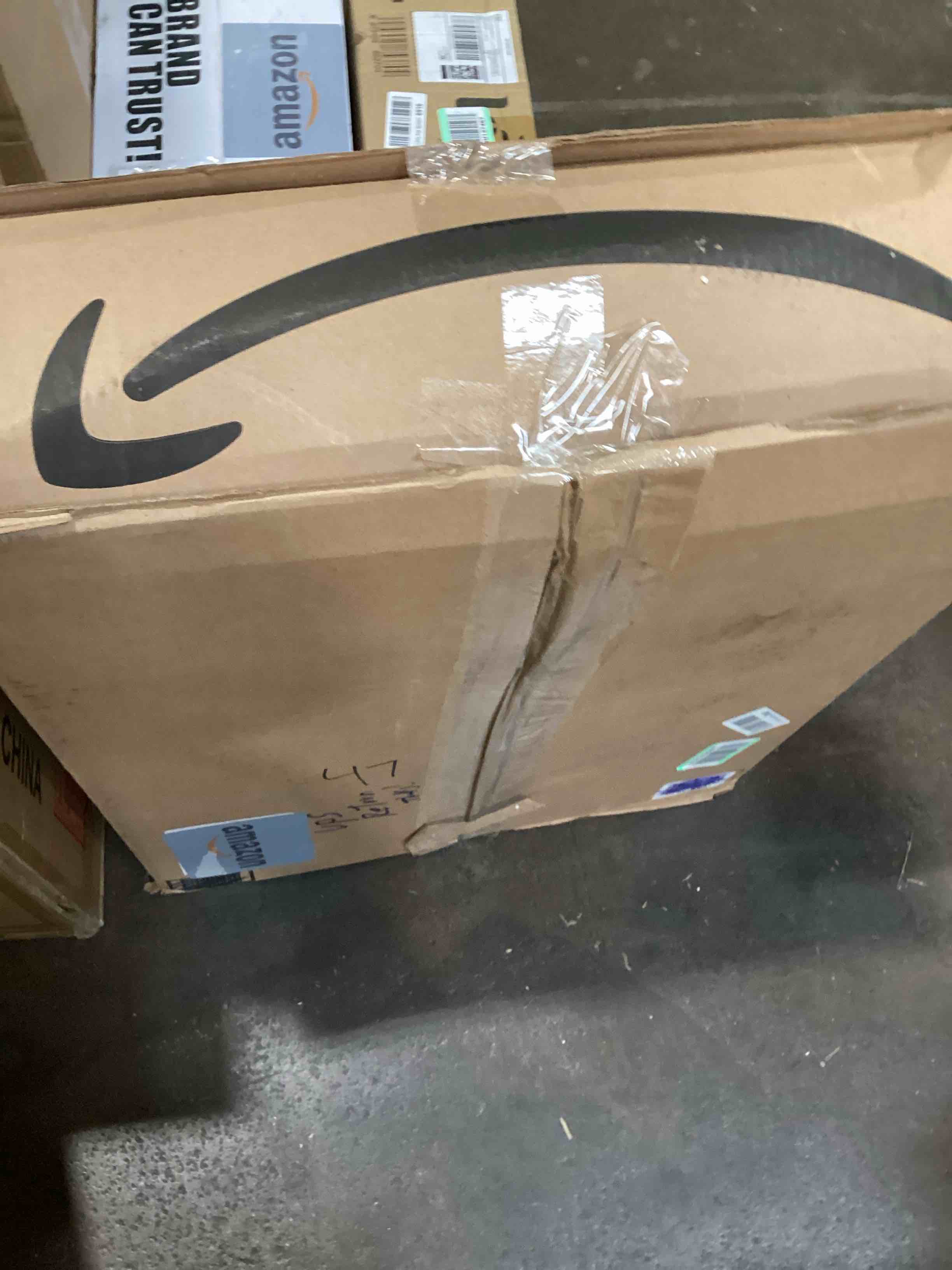 https://s3.amazonaws.com/lotting-images-prod/bidfta/PPE0140267_1728308616513.jpeg