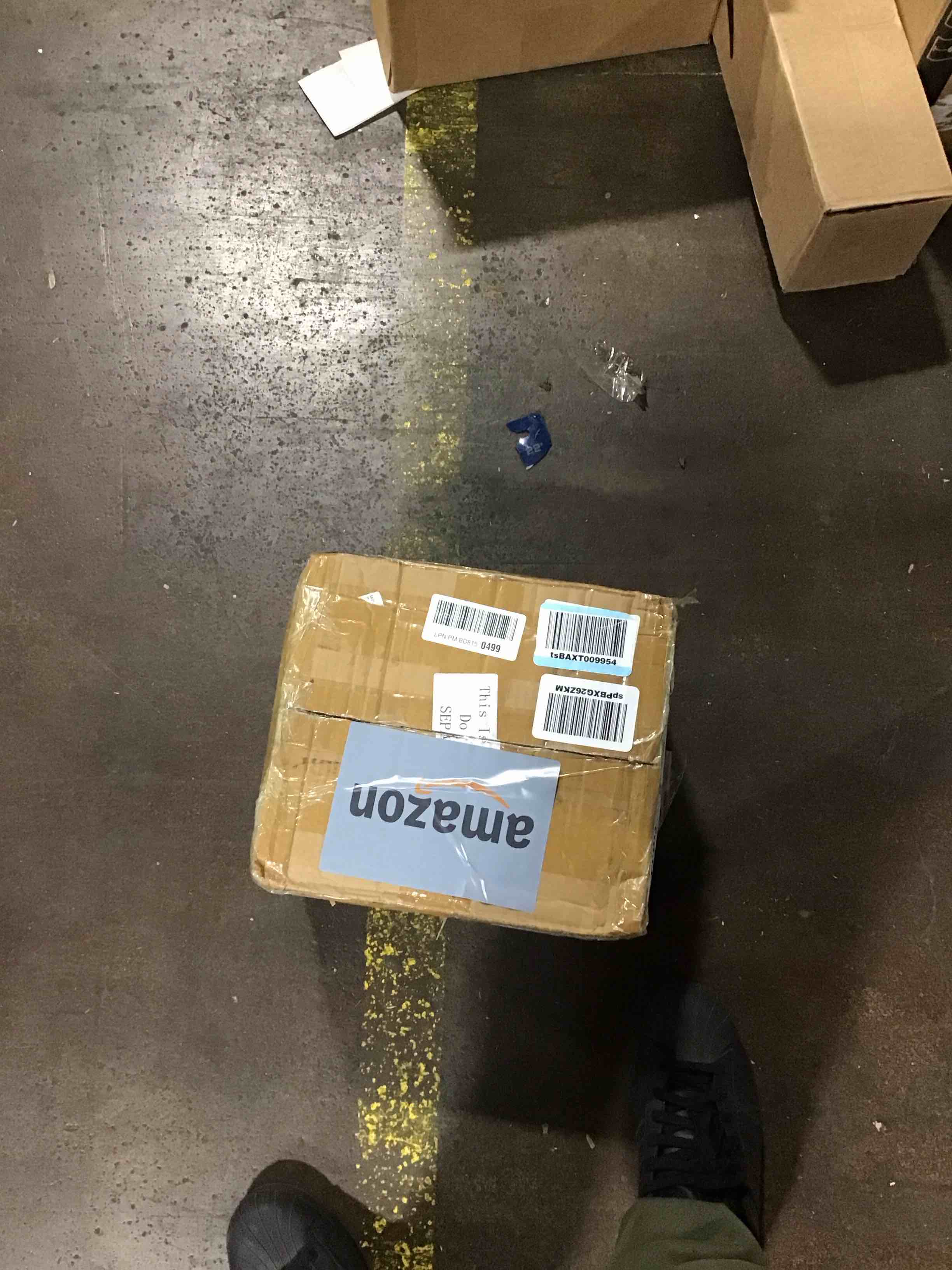 https://s3.amazonaws.com/lotting-images-prod/bidfta/PPE0140452_1728063484333.jpeg