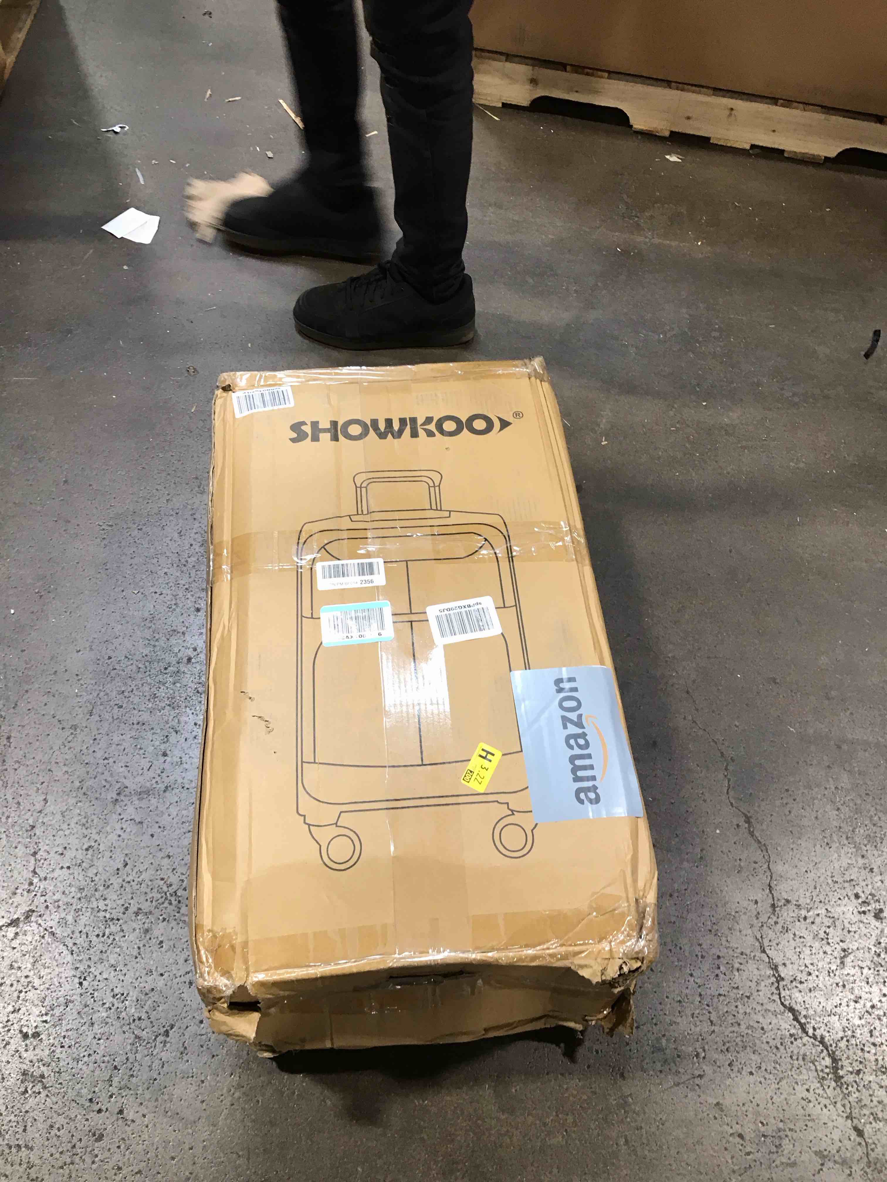 https://s3.amazonaws.com/lotting-images-prod/bidfta/PPE0140552_1728056452807.jpeg