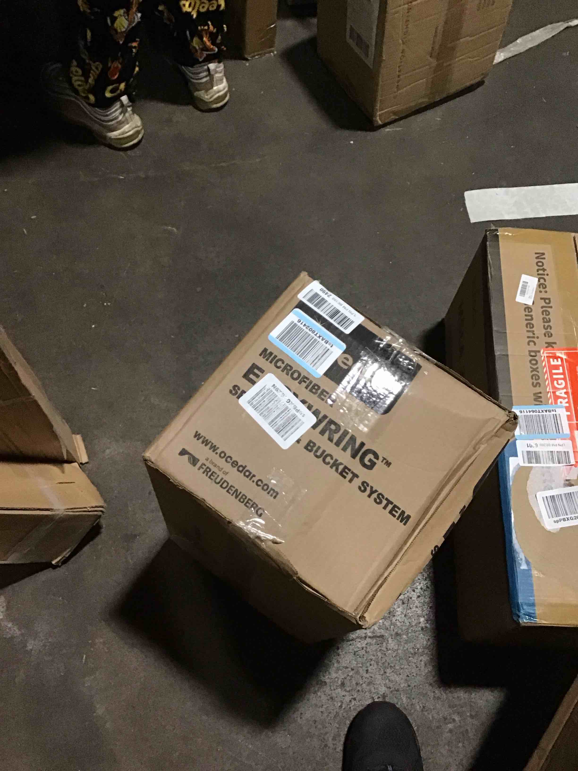 https://s3.amazonaws.com/lotting-images-prod/bidfta/PPE0140611_1728062883085.jpeg