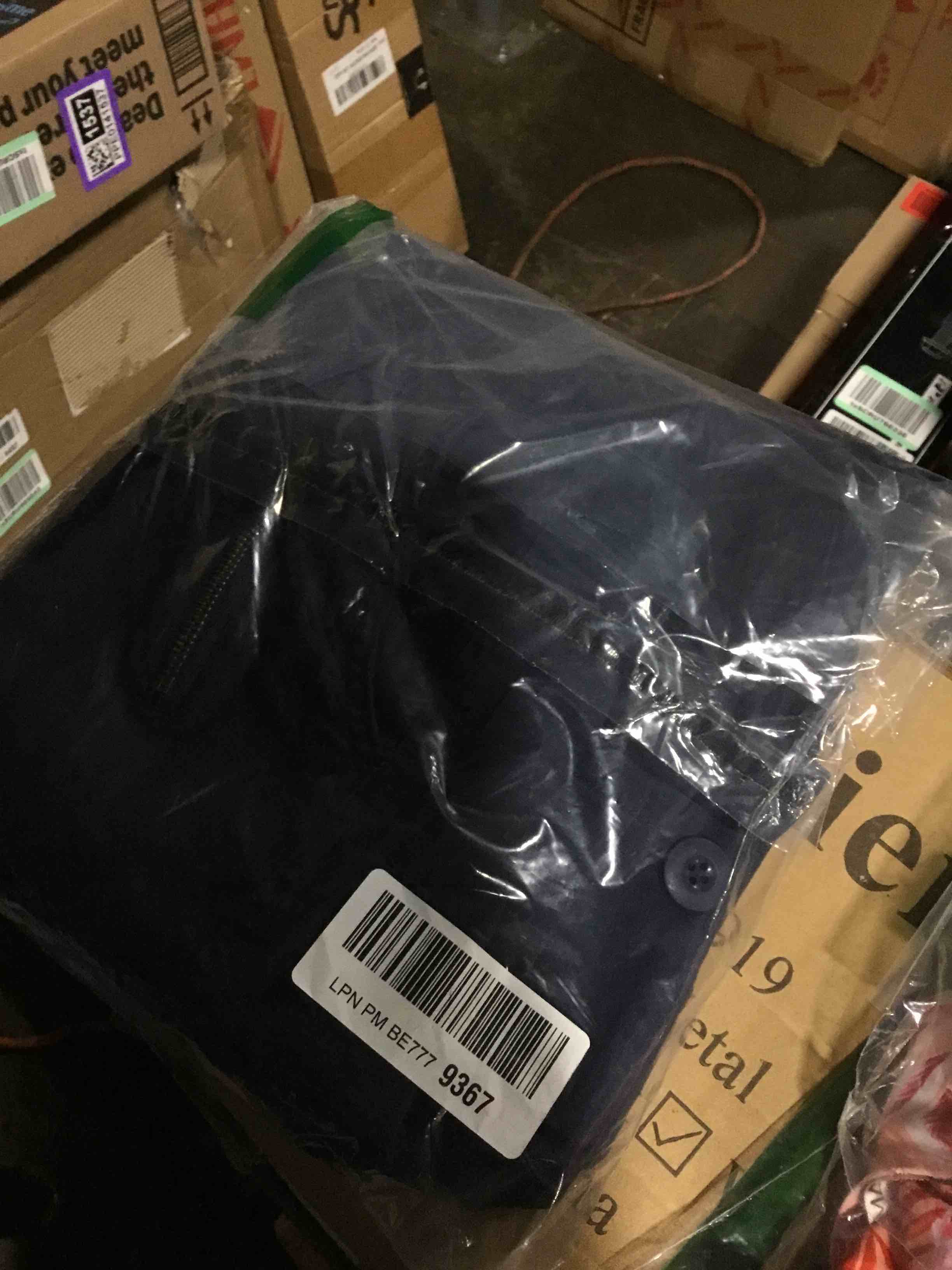 https://s3.amazonaws.com/lotting-images-prod/bidfta/PPE0141495_1727801395478.jpeg