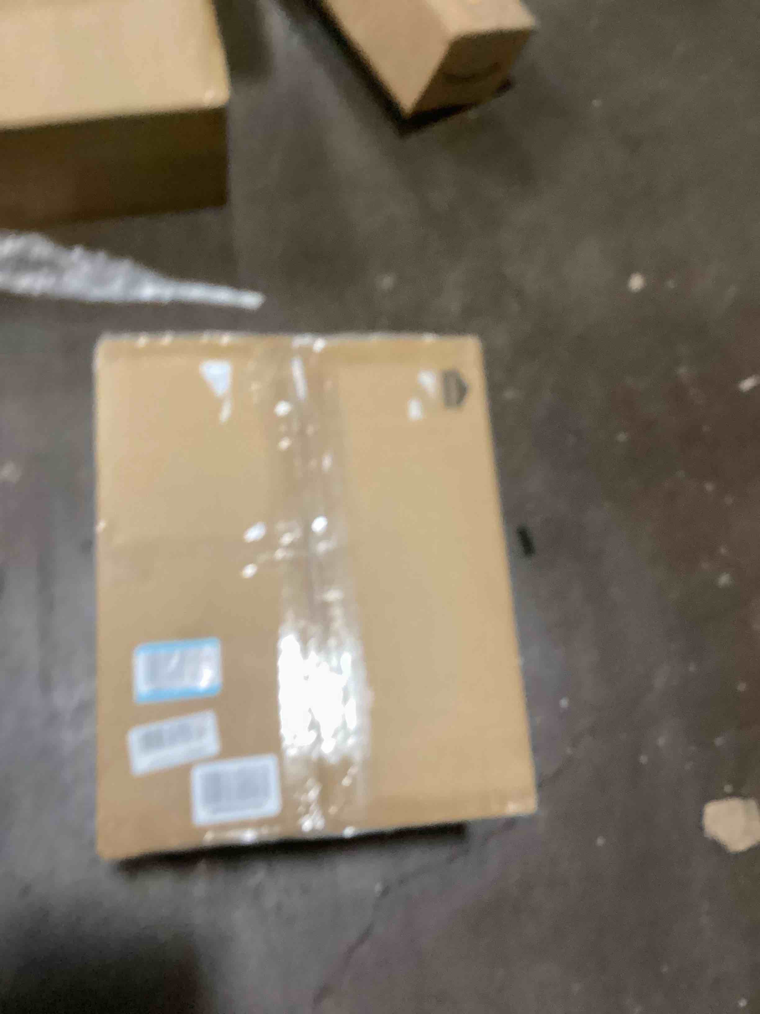 https://s3.amazonaws.com/lotting-images-prod/bidfta/PPE0142516_1728070121970.jpeg