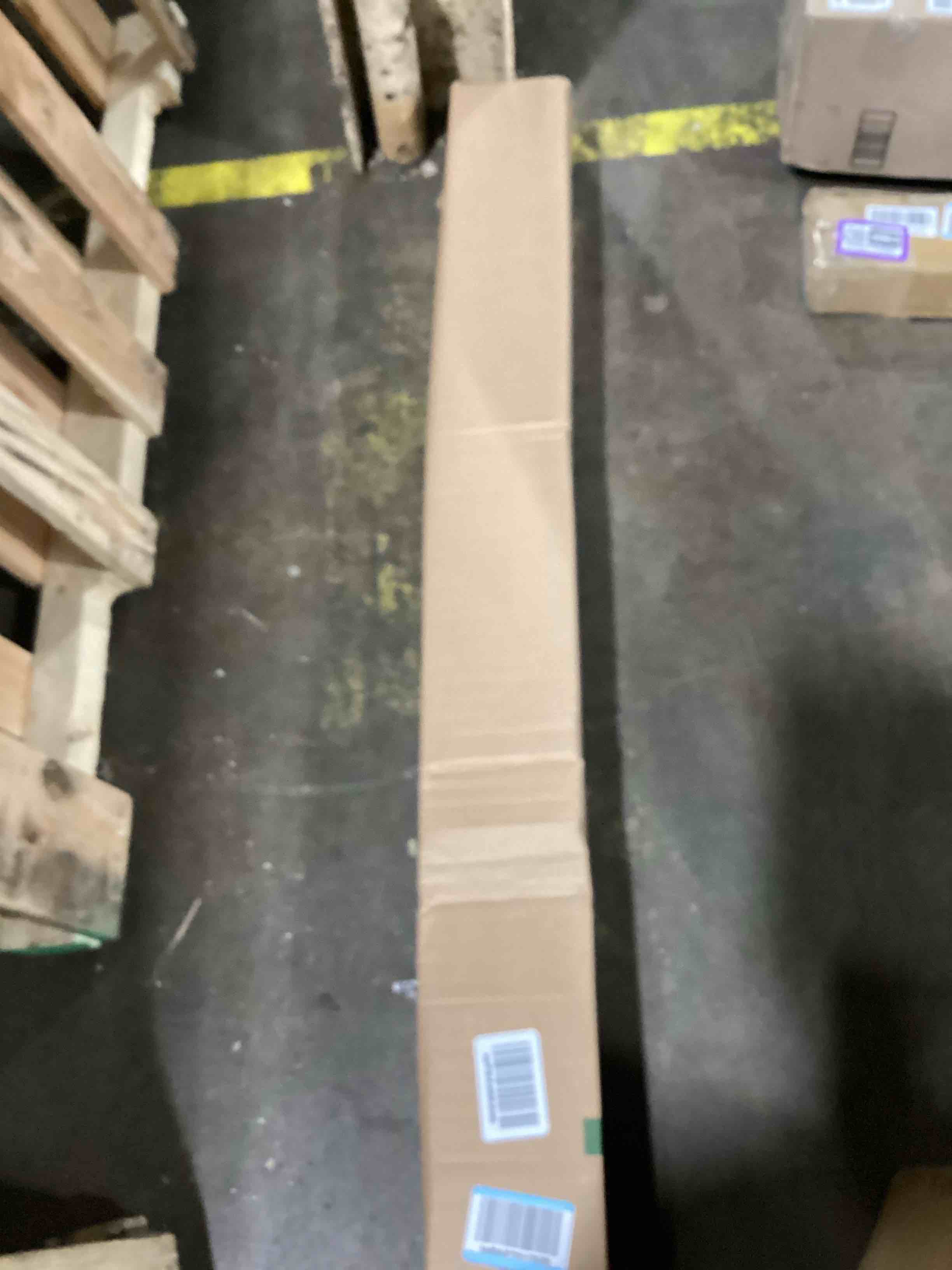 https://s3.amazonaws.com/lotting-images-prod/bidfta/PPE0143160_1727888813600.jpeg