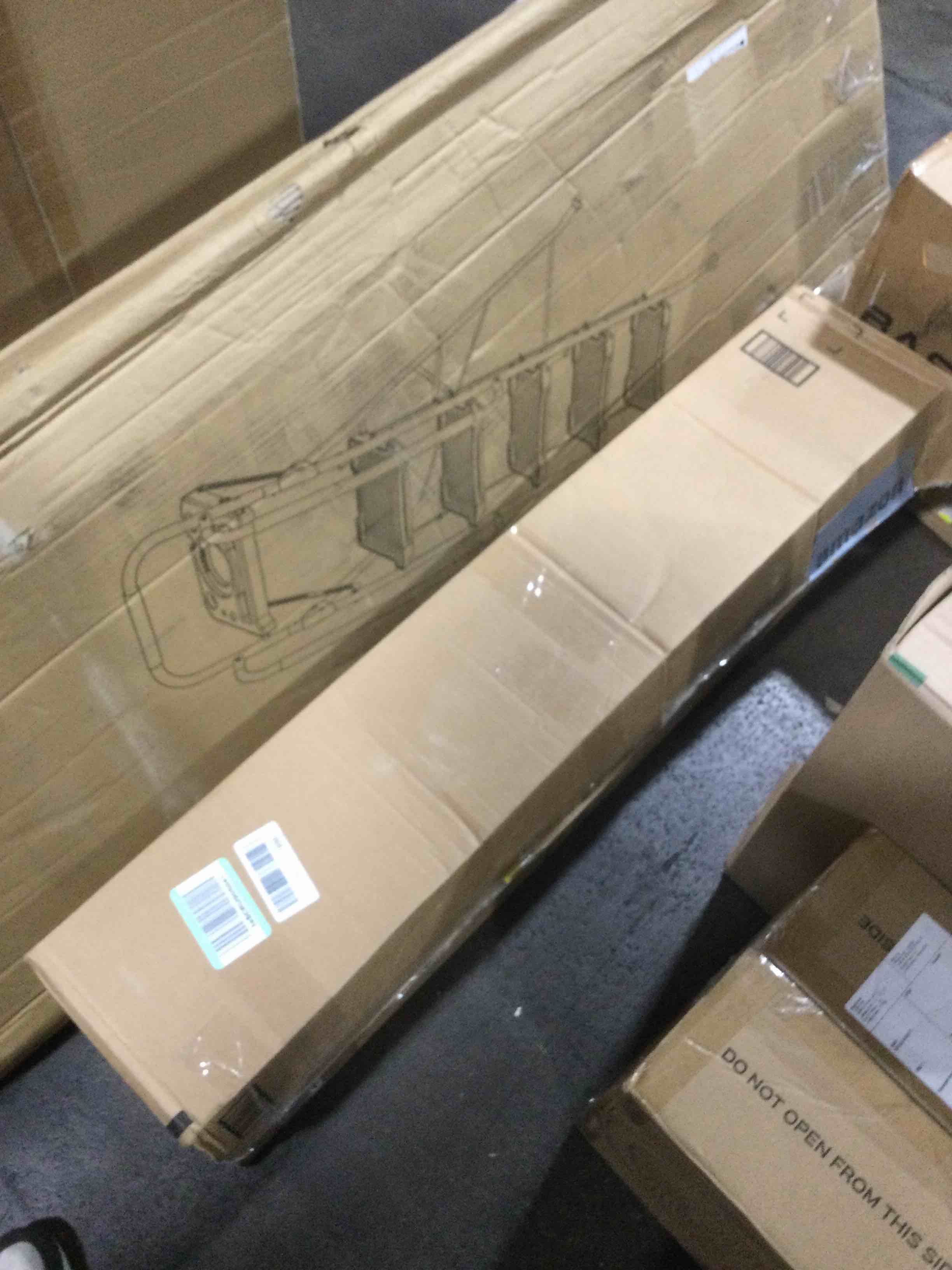 https://s3.amazonaws.com/lotting-images-prod/bidfta/PPE0143671_1727720281100.jpeg
