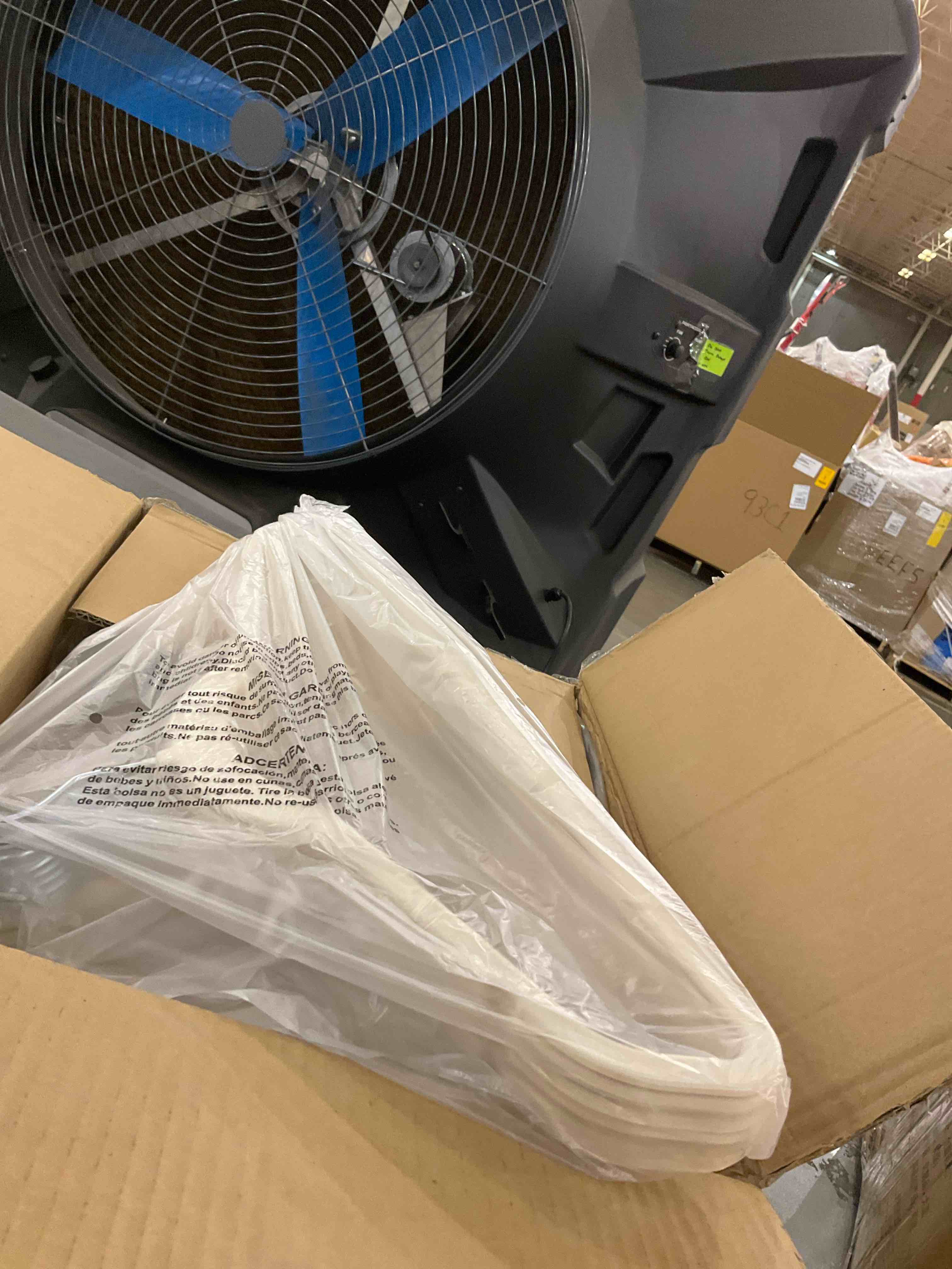 https://s3.amazonaws.com/lotting-images-prod/bidfta/PPE0306238_1730299475737.jpeg
