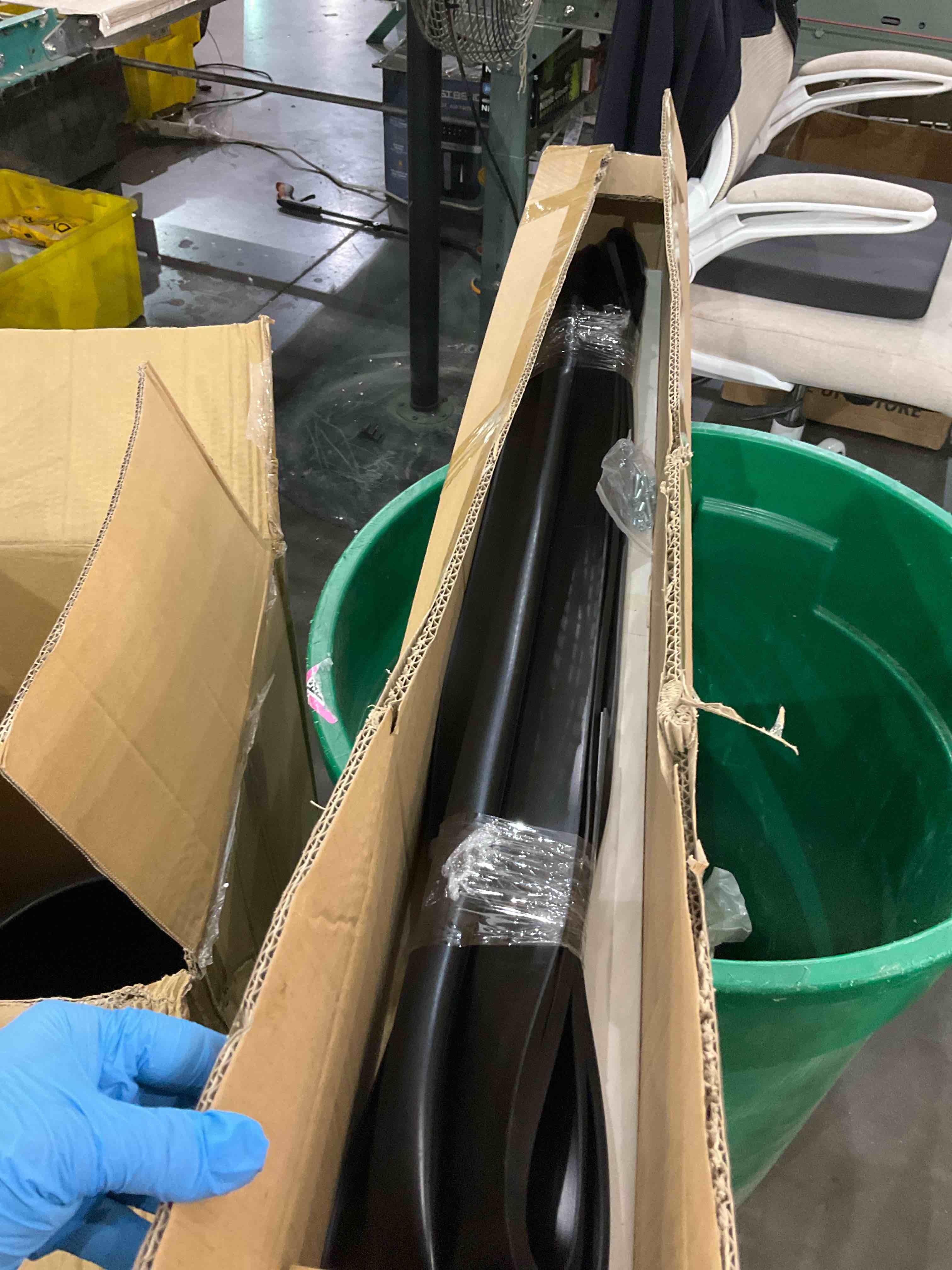 https://s3.amazonaws.com/lotting-images-prod/bidfta/PPE0306285_1730291296381.jpeg