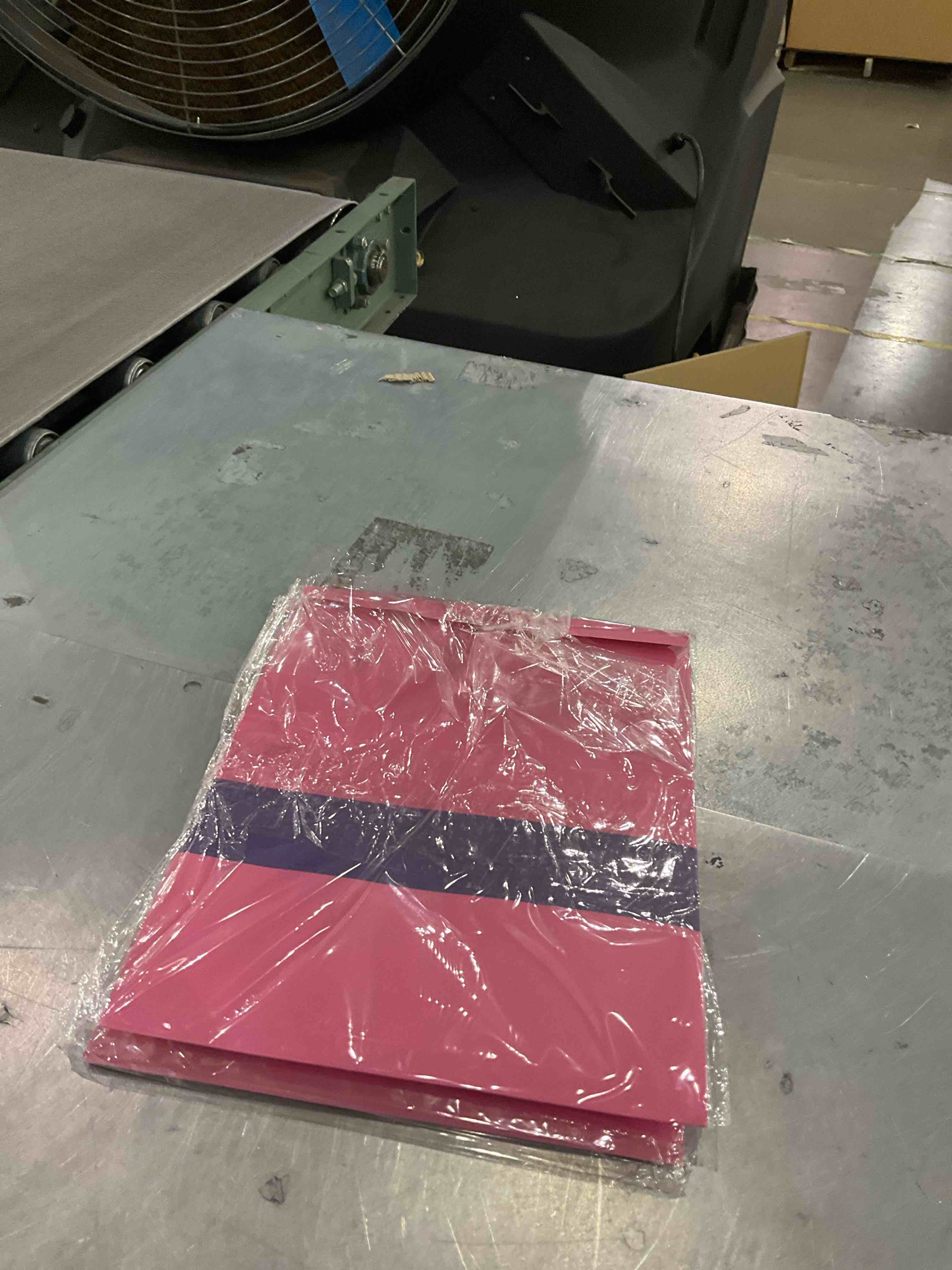 https://s3.amazonaws.com/lotting-images-prod/bidfta/PPE0306324_1730289315431.jpeg