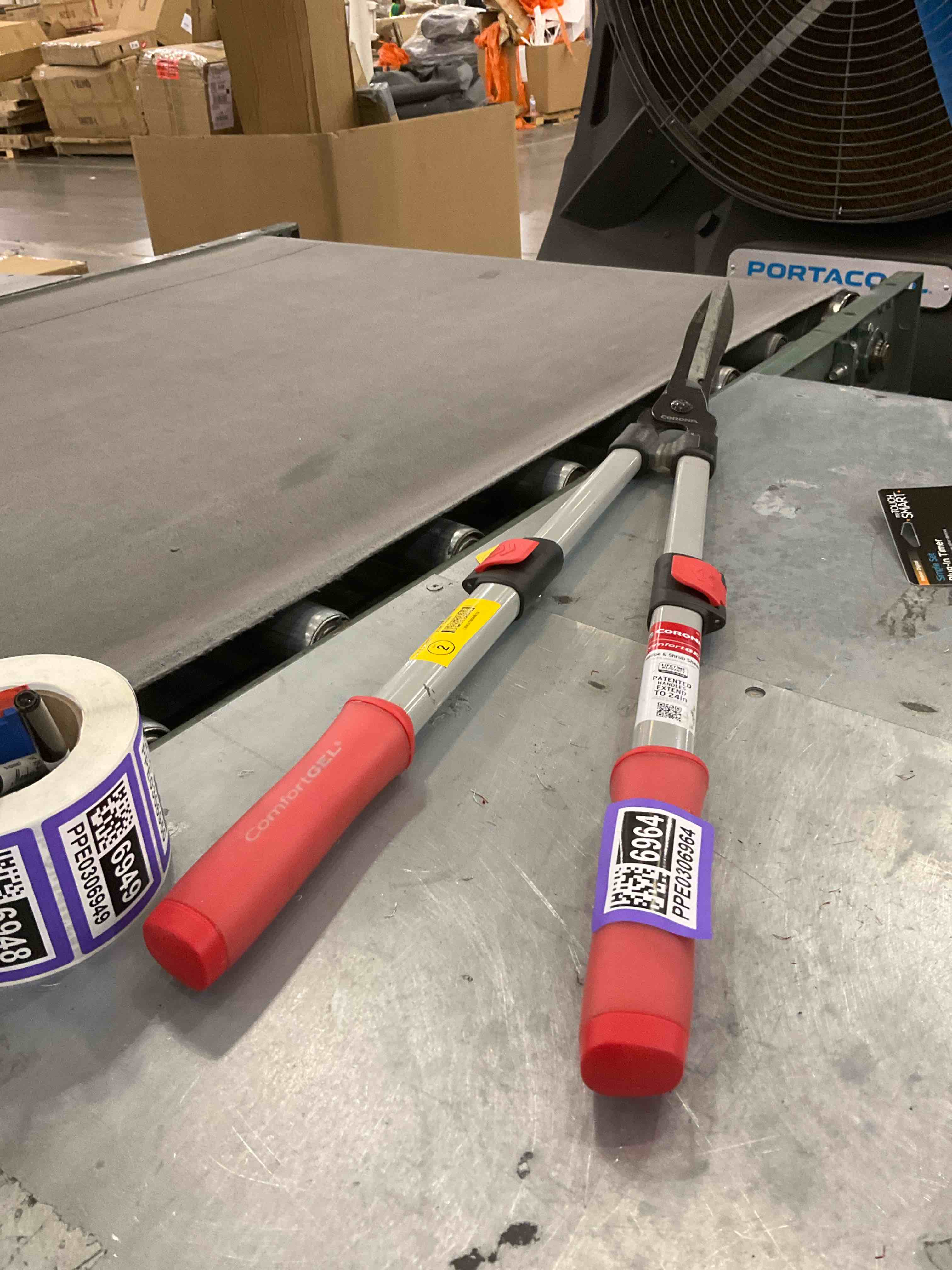 https://s3.amazonaws.com/lotting-images-prod/bidfta/PPE0306964_1729698623840.jpeg