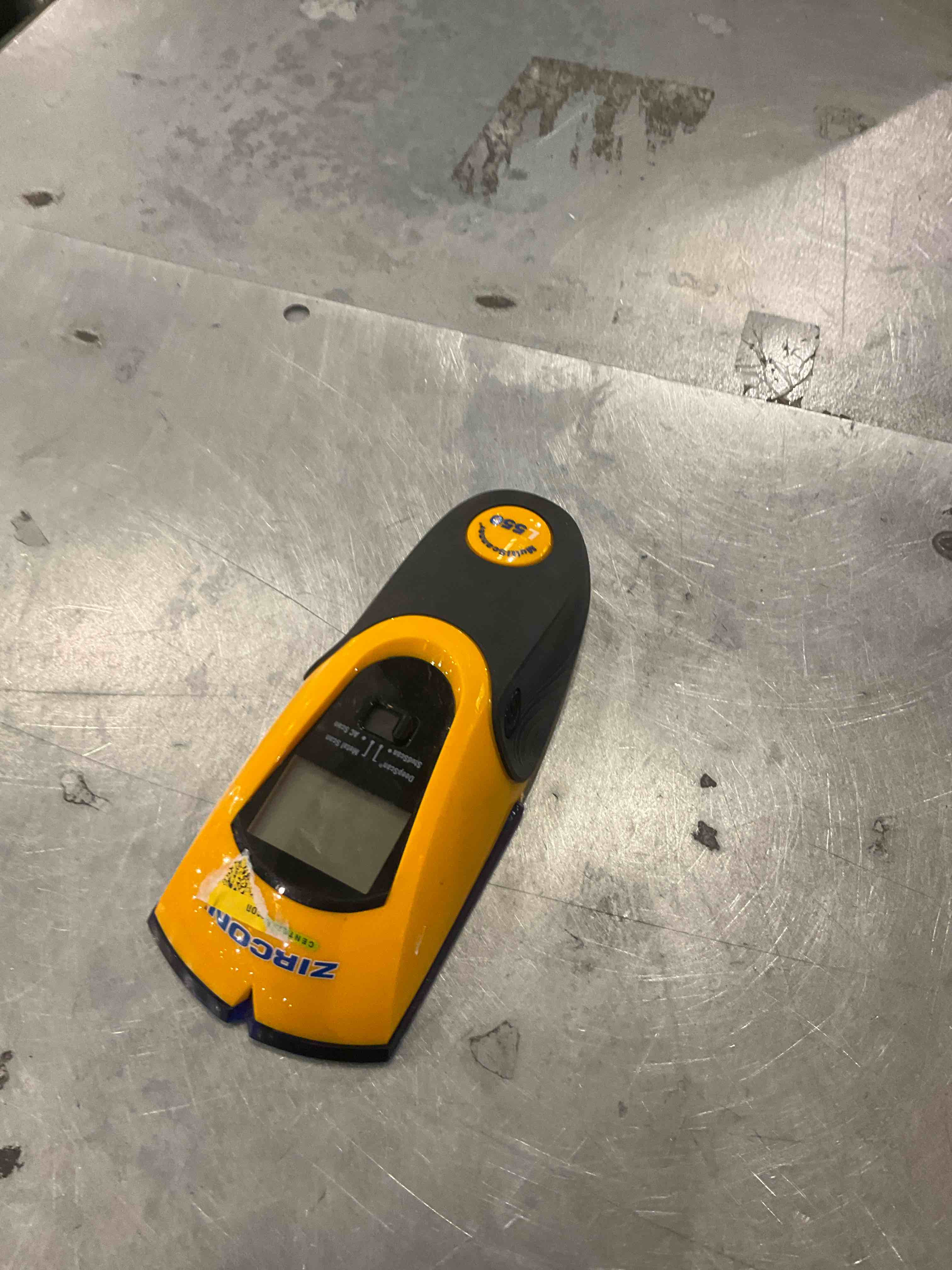 https://s3.amazonaws.com/lotting-images-prod/bidfta/PPE0306983_1729695874601.jpeg