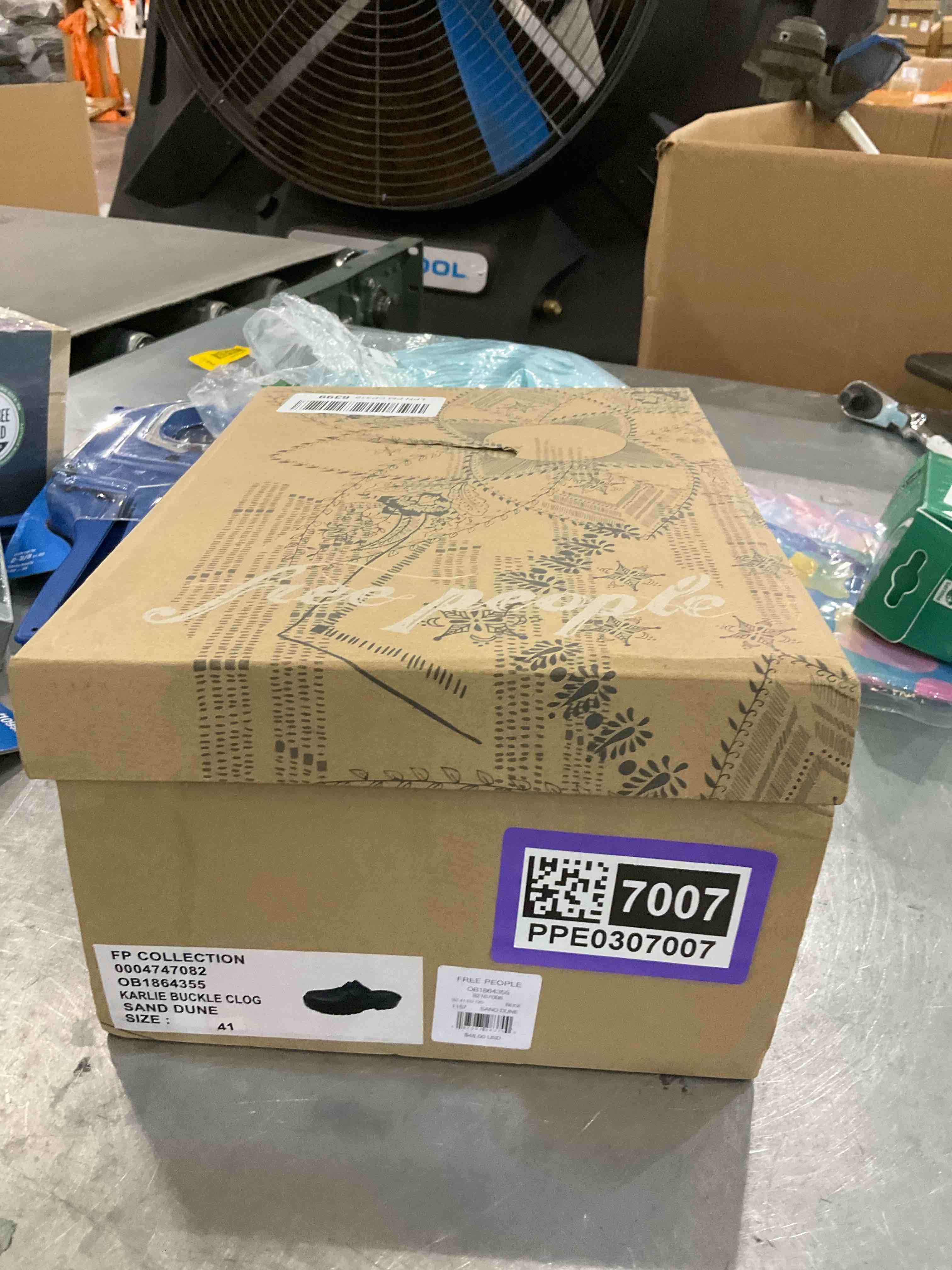 https://s3.amazonaws.com/lotting-images-prod/bidfta/PPE0307007_1729693132843.jpeg