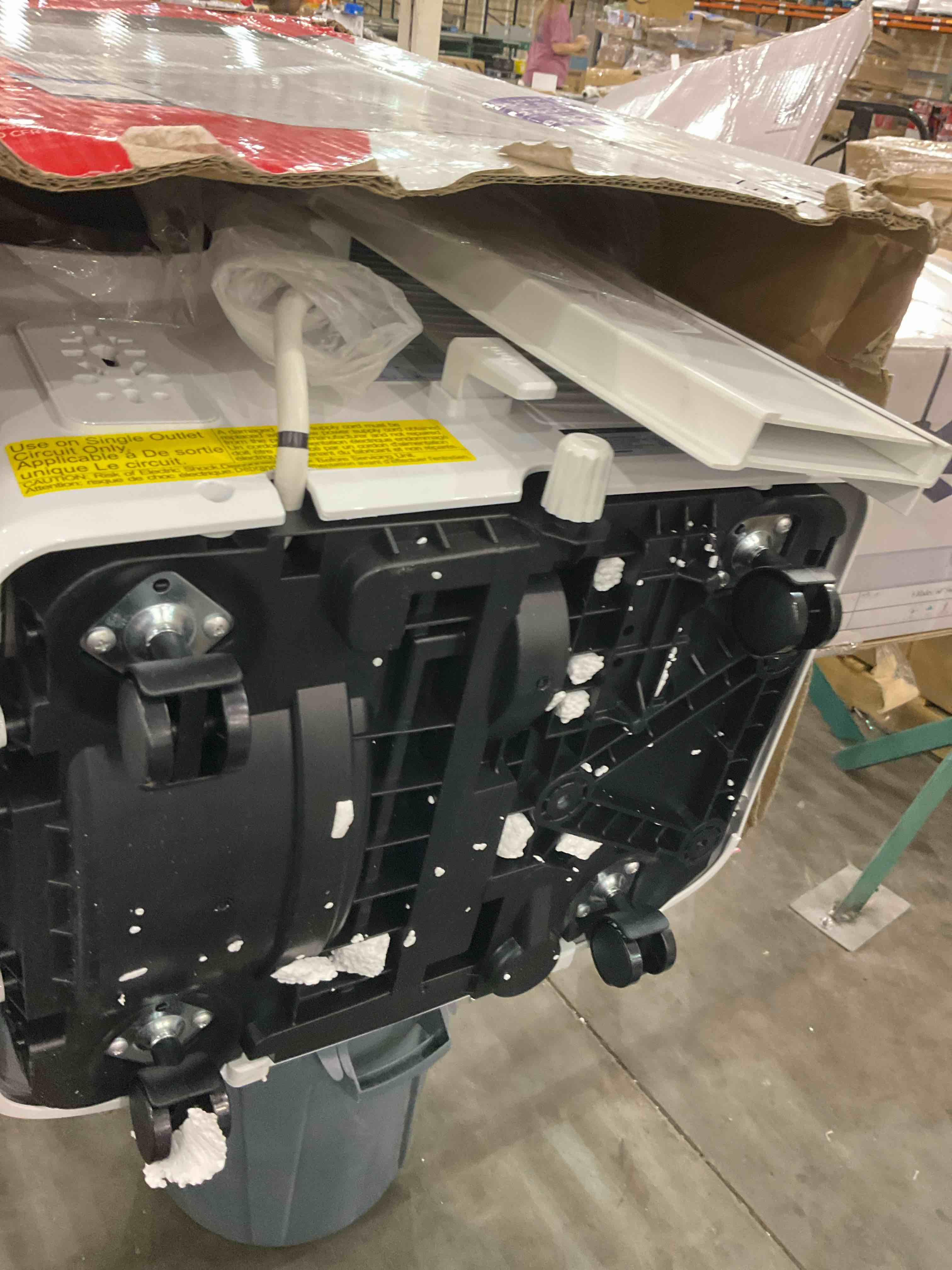 https://s3.amazonaws.com/lotting-images-prod/bidfta/PPE0307261_1729598840774.jpeg