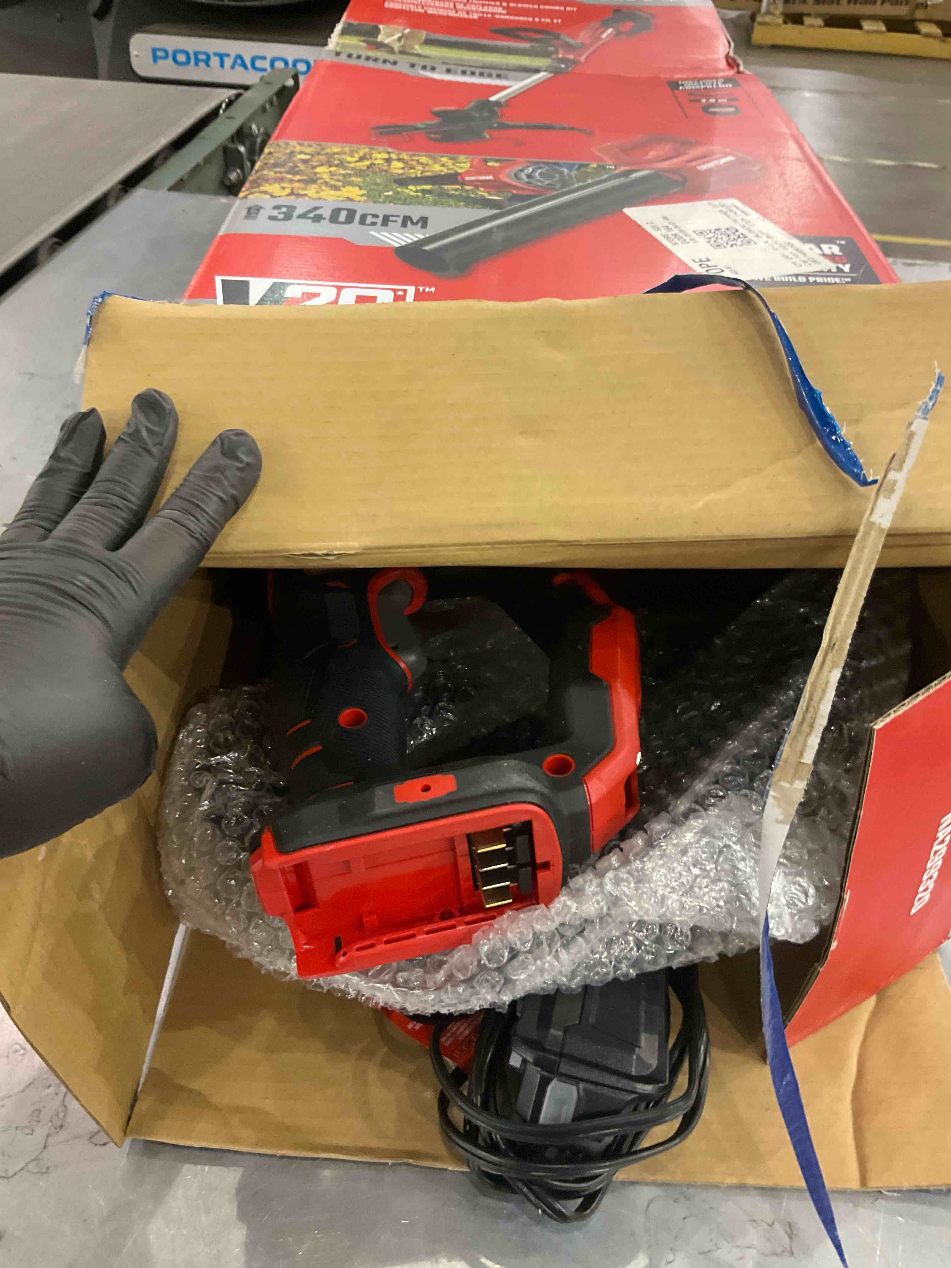 https://s3.amazonaws.com/lotting-images-prod/bidfta/PPE0307282_1729596540379.jpeg