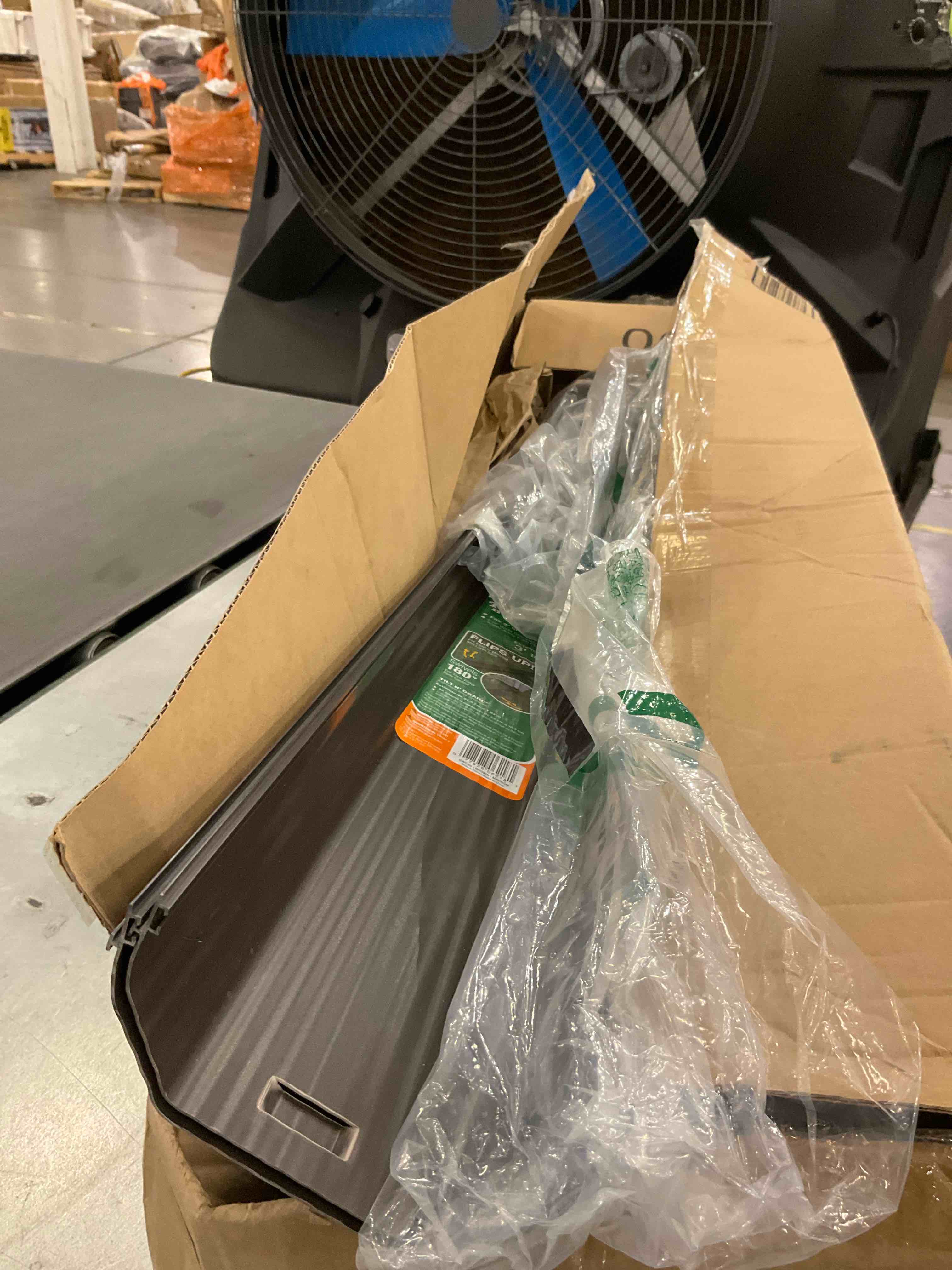 https://s3.amazonaws.com/lotting-images-prod/bidfta/PPE0307321_1729530267838.jpeg