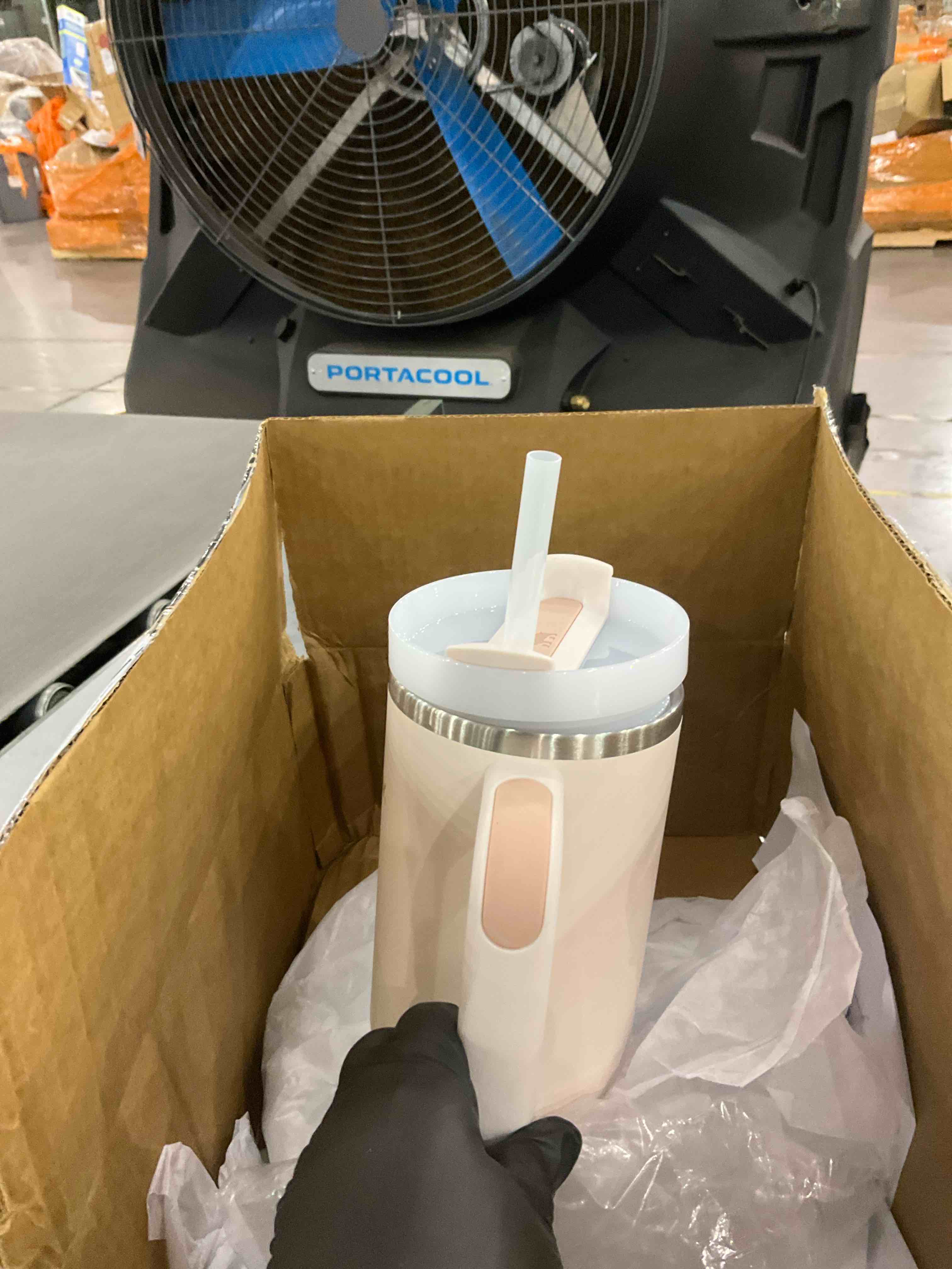 https://s3.amazonaws.com/lotting-images-prod/bidfta/PPE0307480_1729509318434.jpeg
