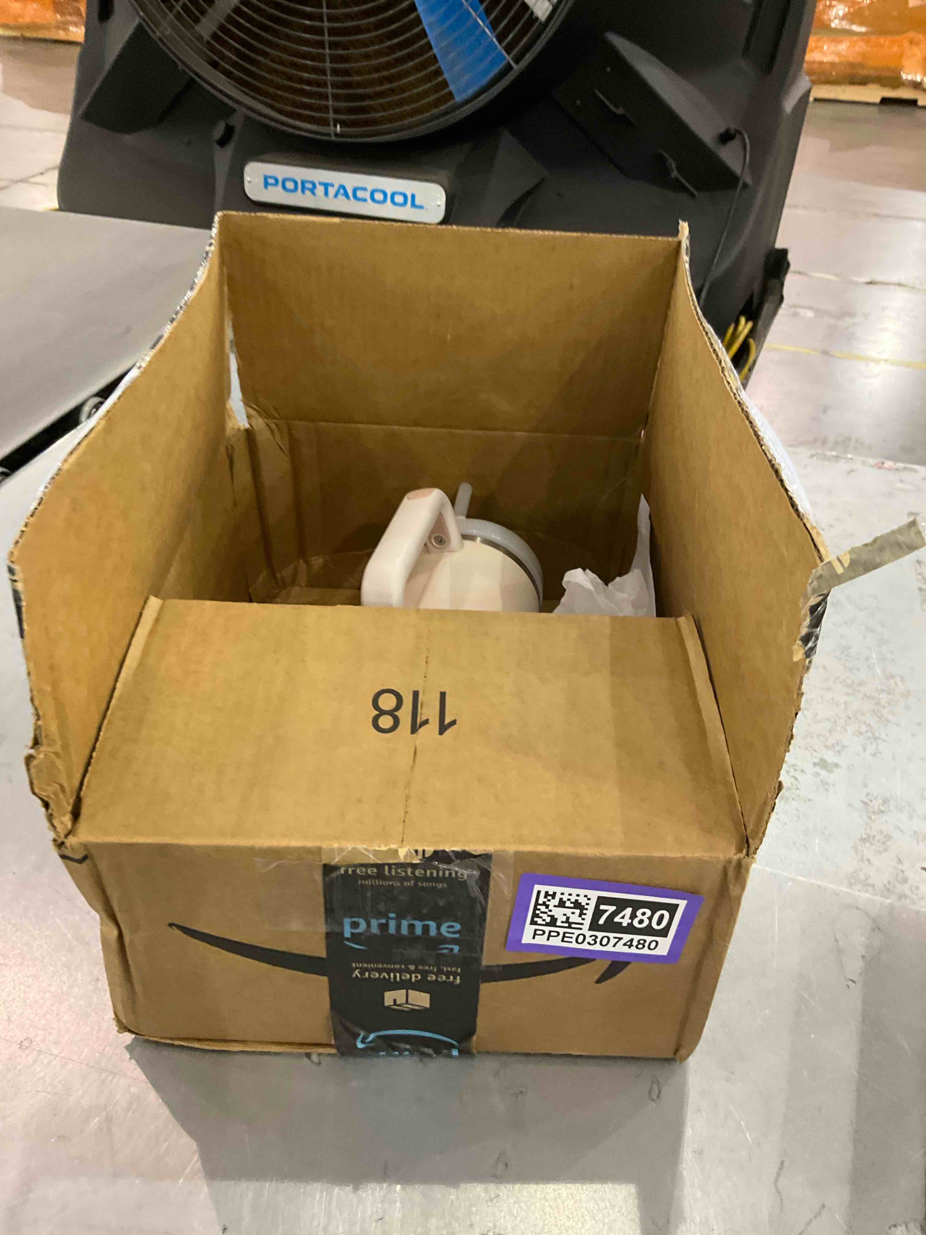 https://s3.amazonaws.com/lotting-images-prod/bidfta/PPE0307480_1729509322496.jpeg