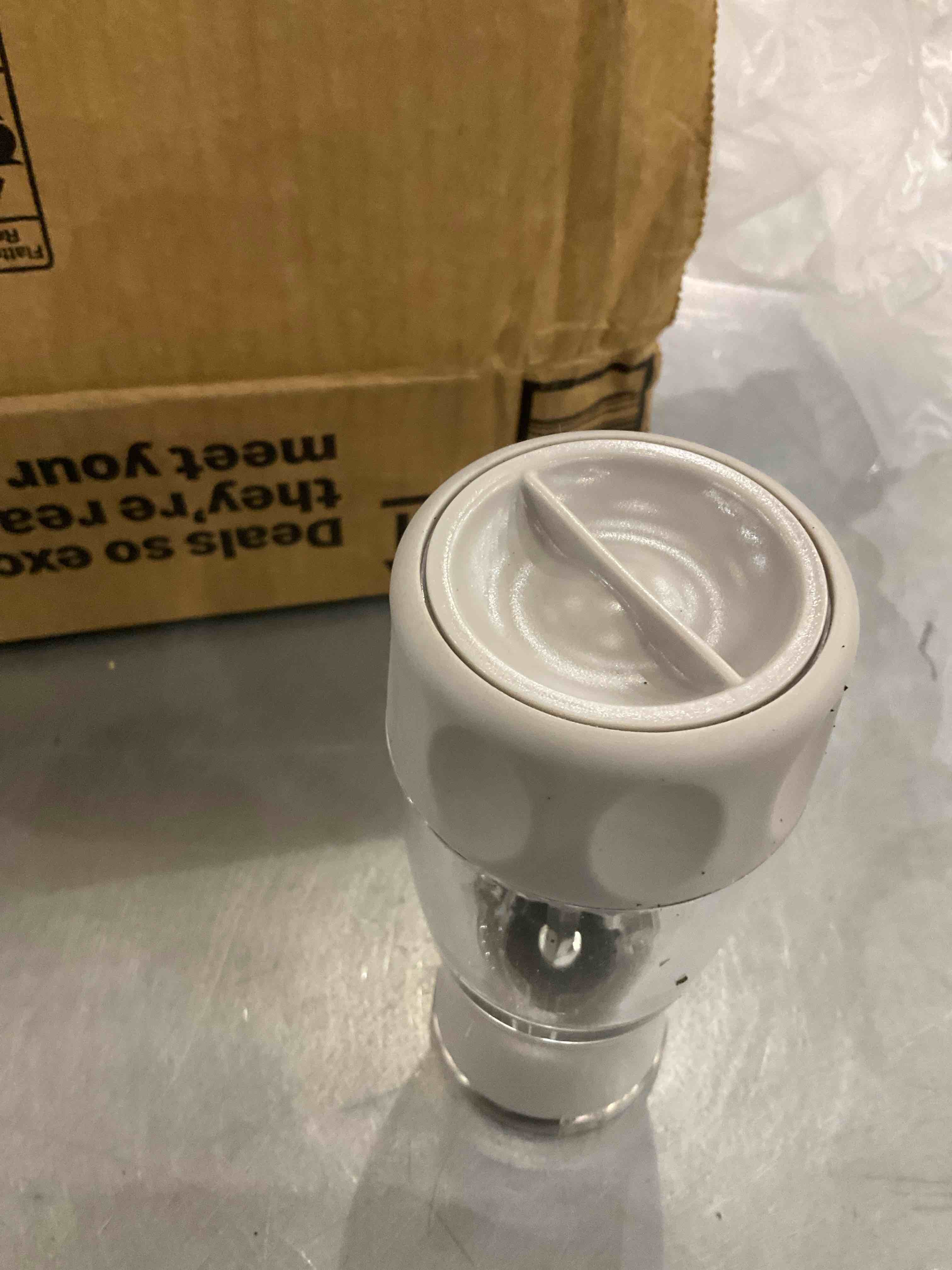 https://s3.amazonaws.com/lotting-images-prod/bidfta/PPE0307758_1729174861446.jpeg