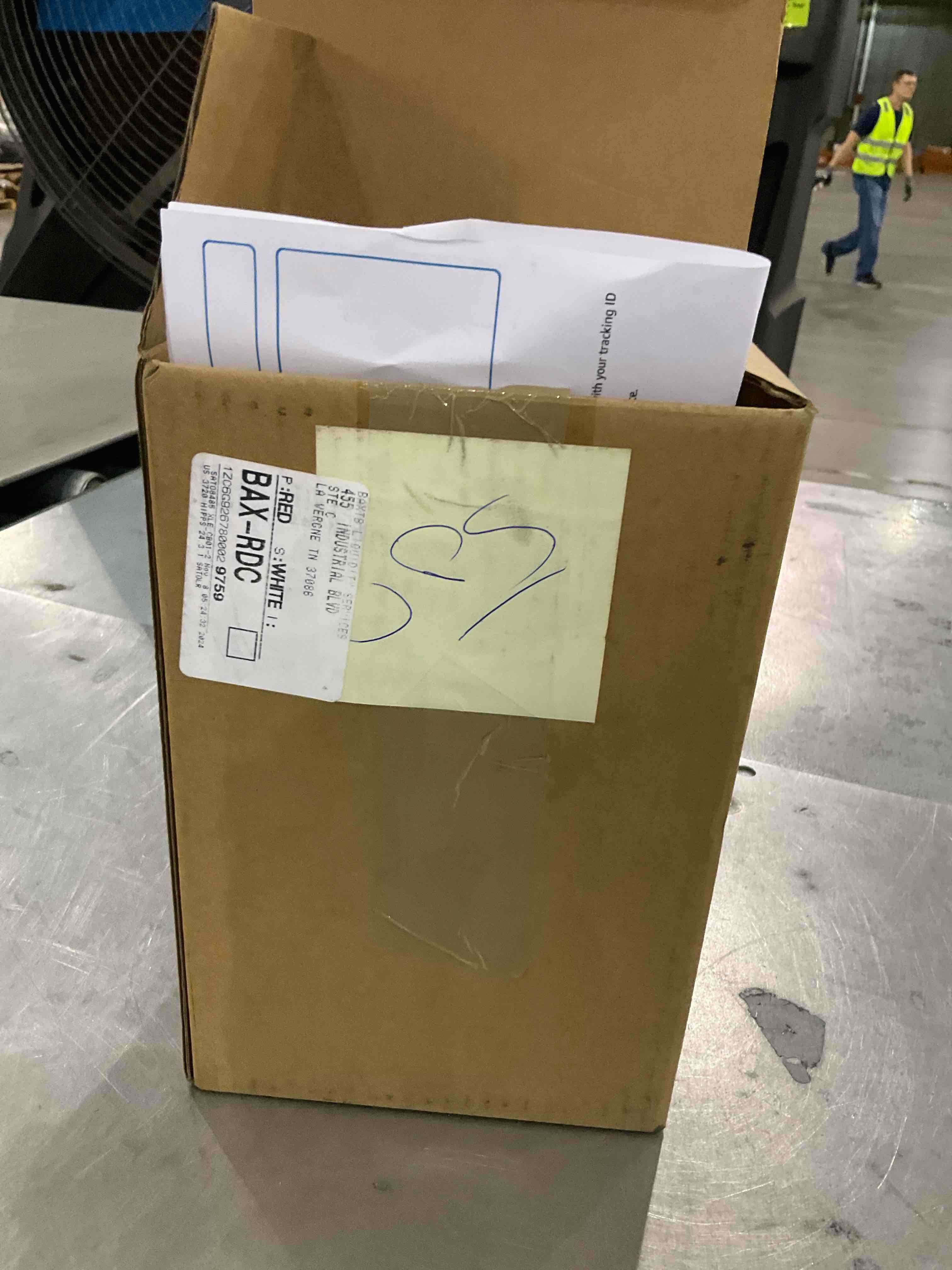 https://s3.amazonaws.com/lotting-images-prod/bidfta/PPE0308675_1731330498849.jpeg