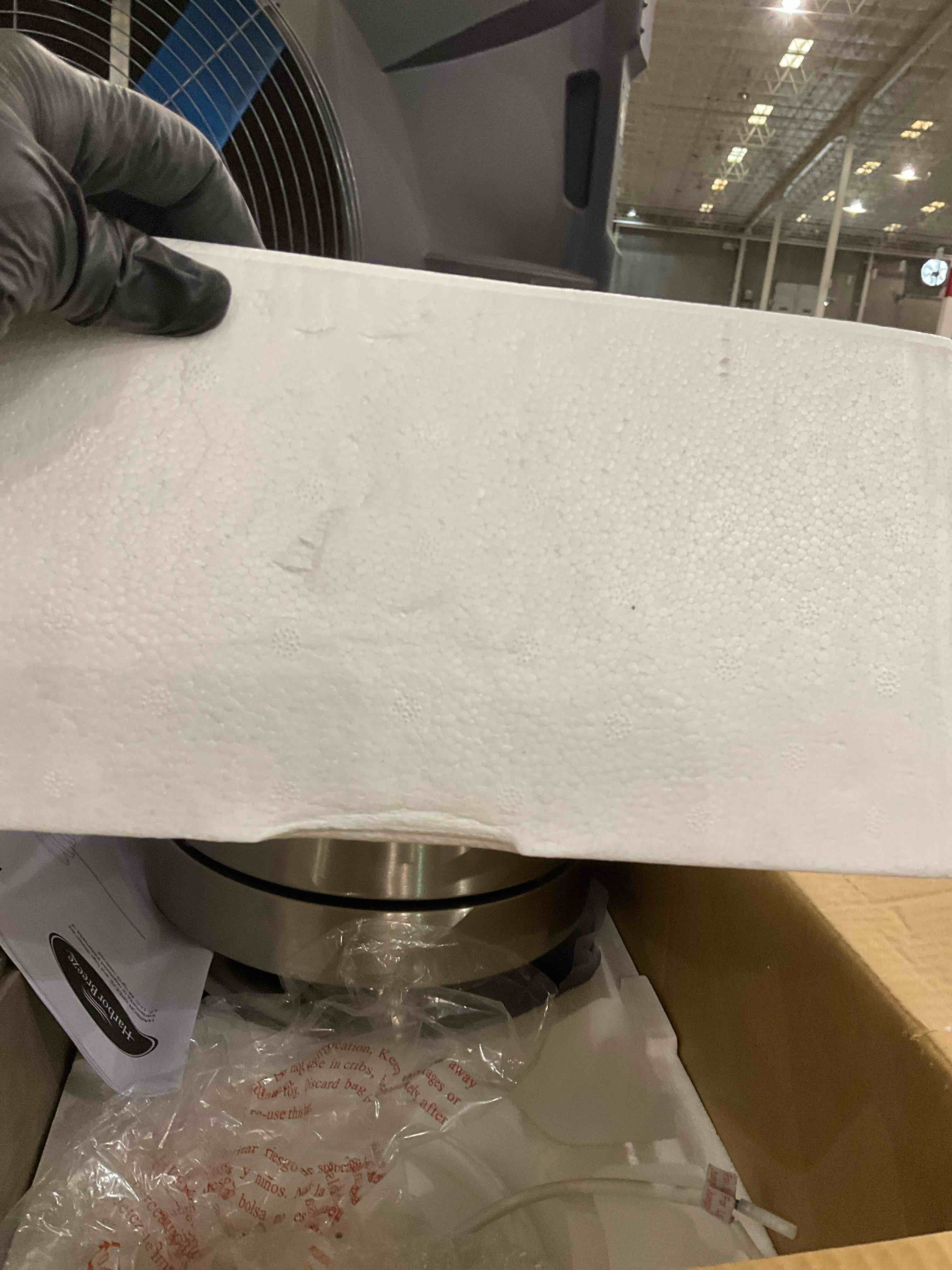 https://s3.amazonaws.com/lotting-images-prod/bidfta/PPE0308978_1730990991996.jpeg