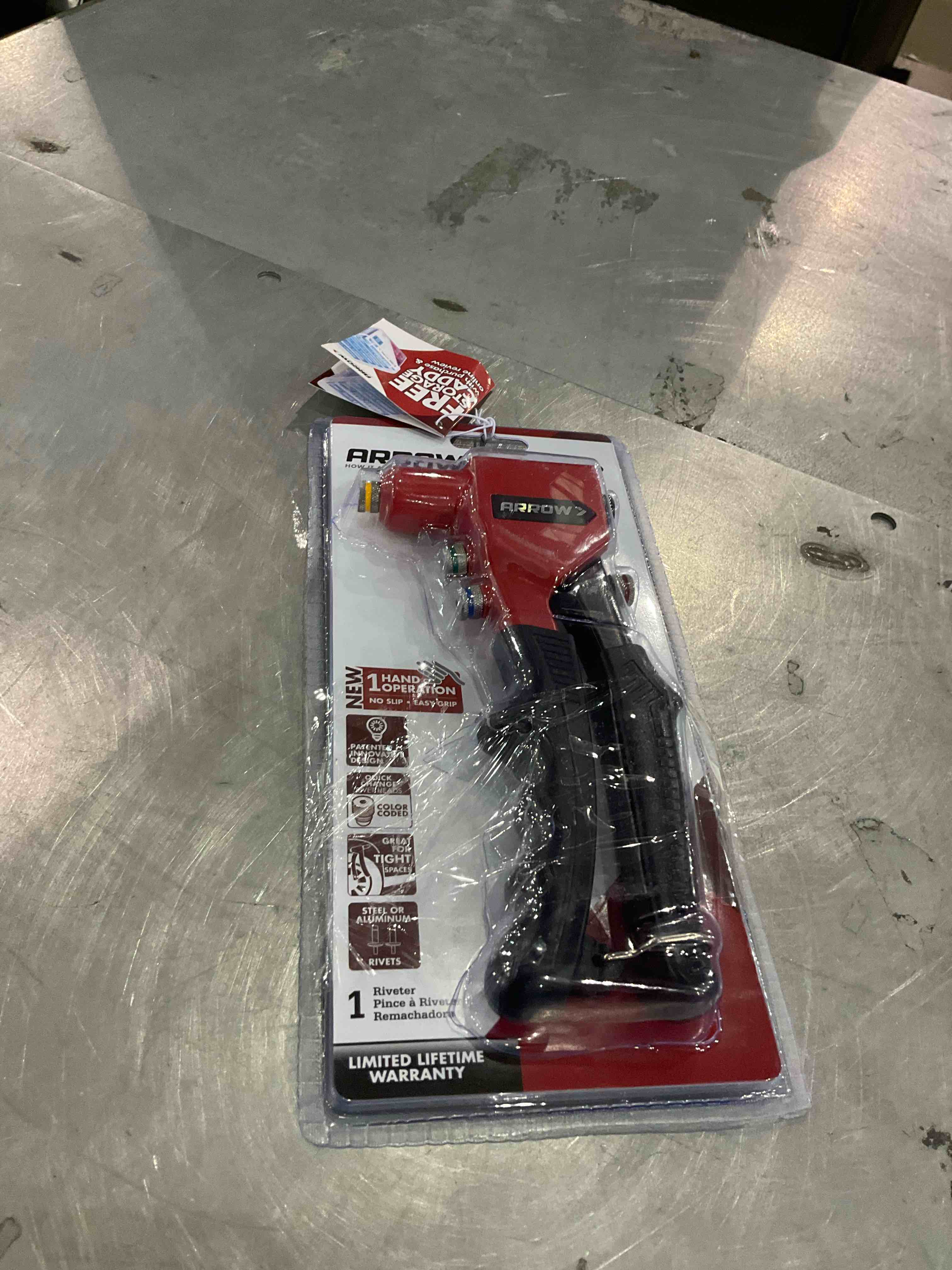 https://s3.amazonaws.com/lotting-images-prod/bidfta/PPE0309157_1730899019069.jpeg