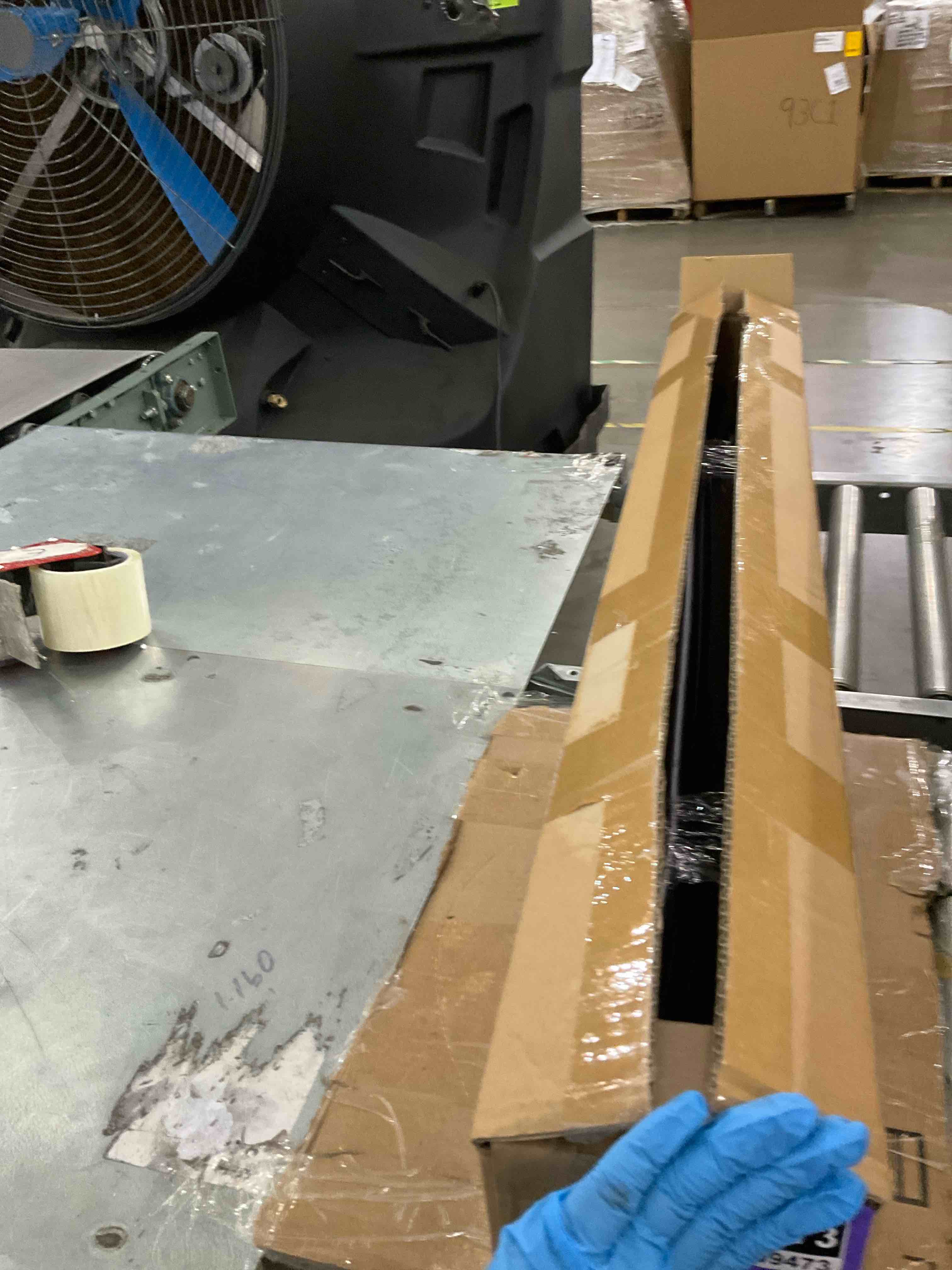 https://s3.amazonaws.com/lotting-images-prod/bidfta/PPE0309477_1730733231622.jpeg