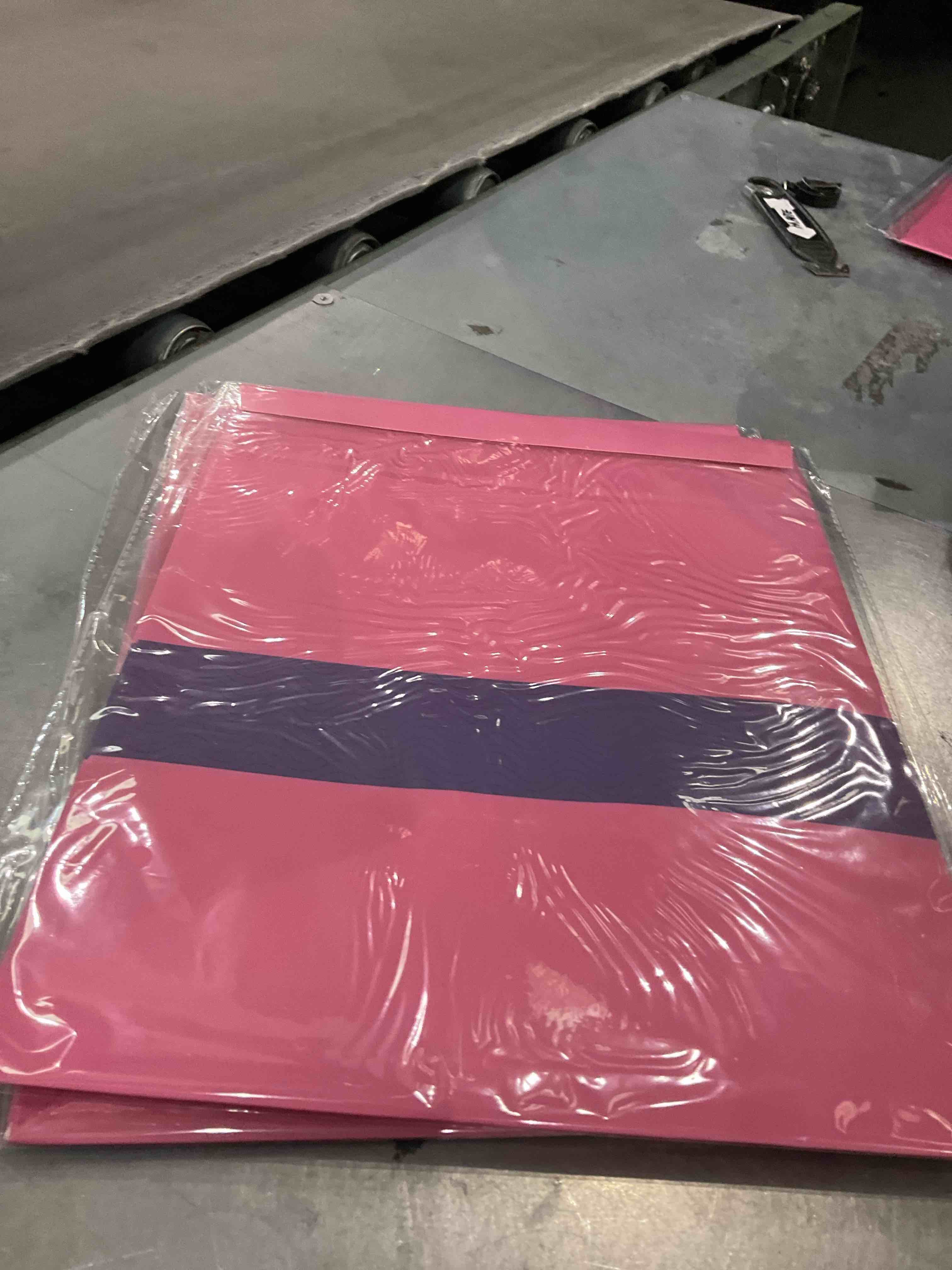 https://s3.amazonaws.com/lotting-images-prod/bidfta/PPE0309630_1730554300372.jpeg