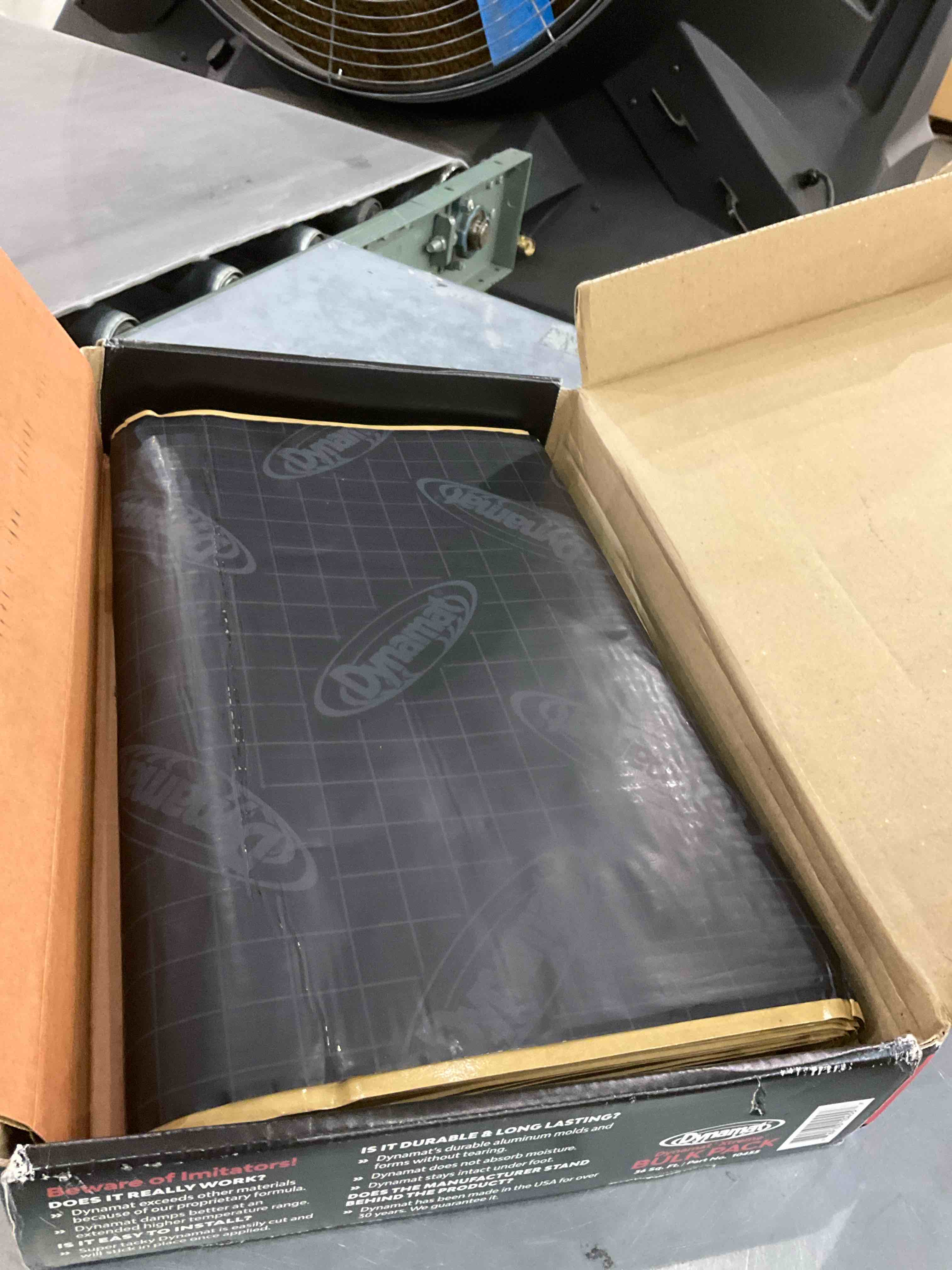 https://s3.amazonaws.com/lotting-images-prod/bidfta/PPE0309868_1730465043201.jpeg