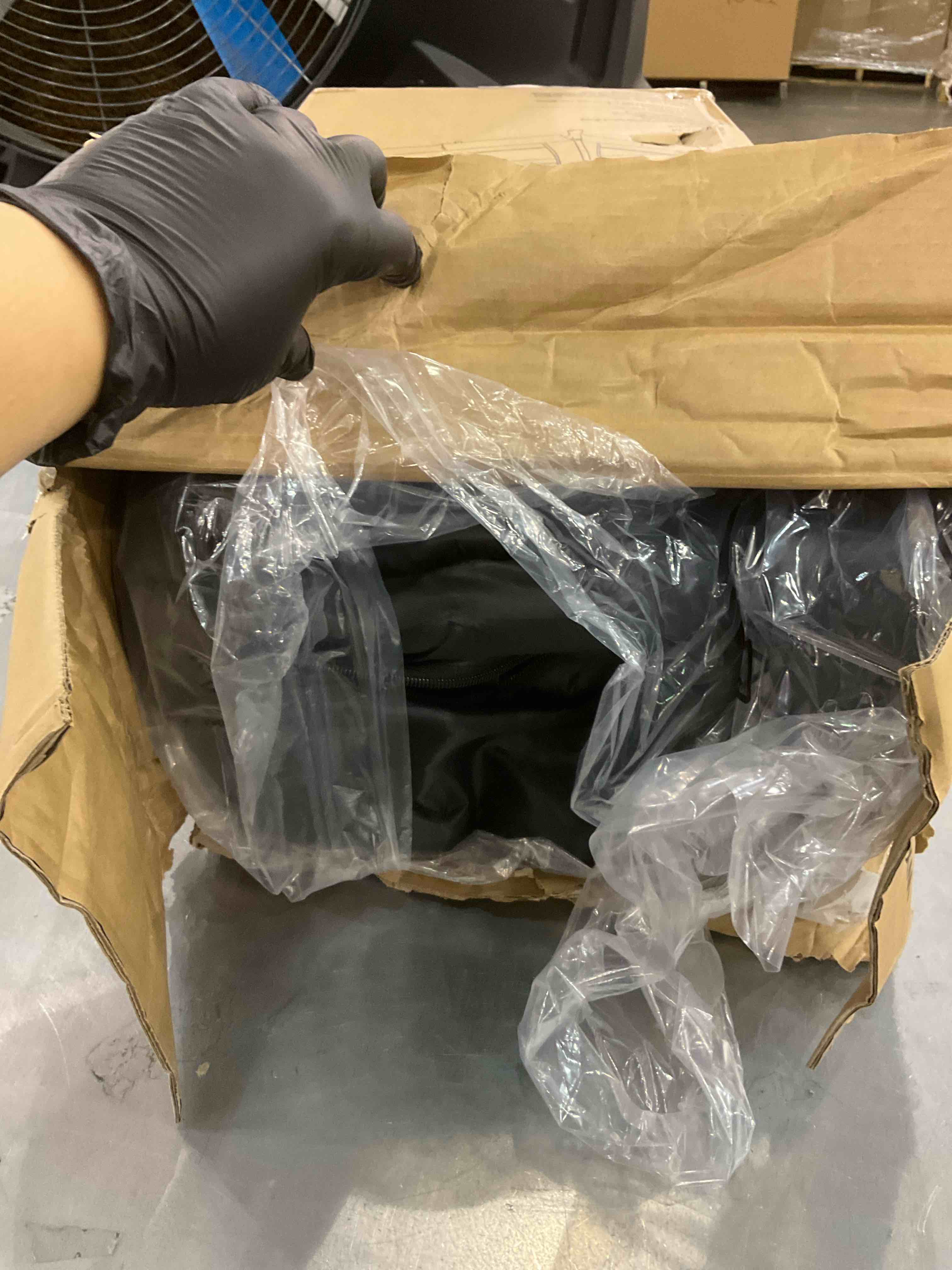https://s3.amazonaws.com/lotting-images-prod/bidfta/PPE0309898_1730461161579.jpeg