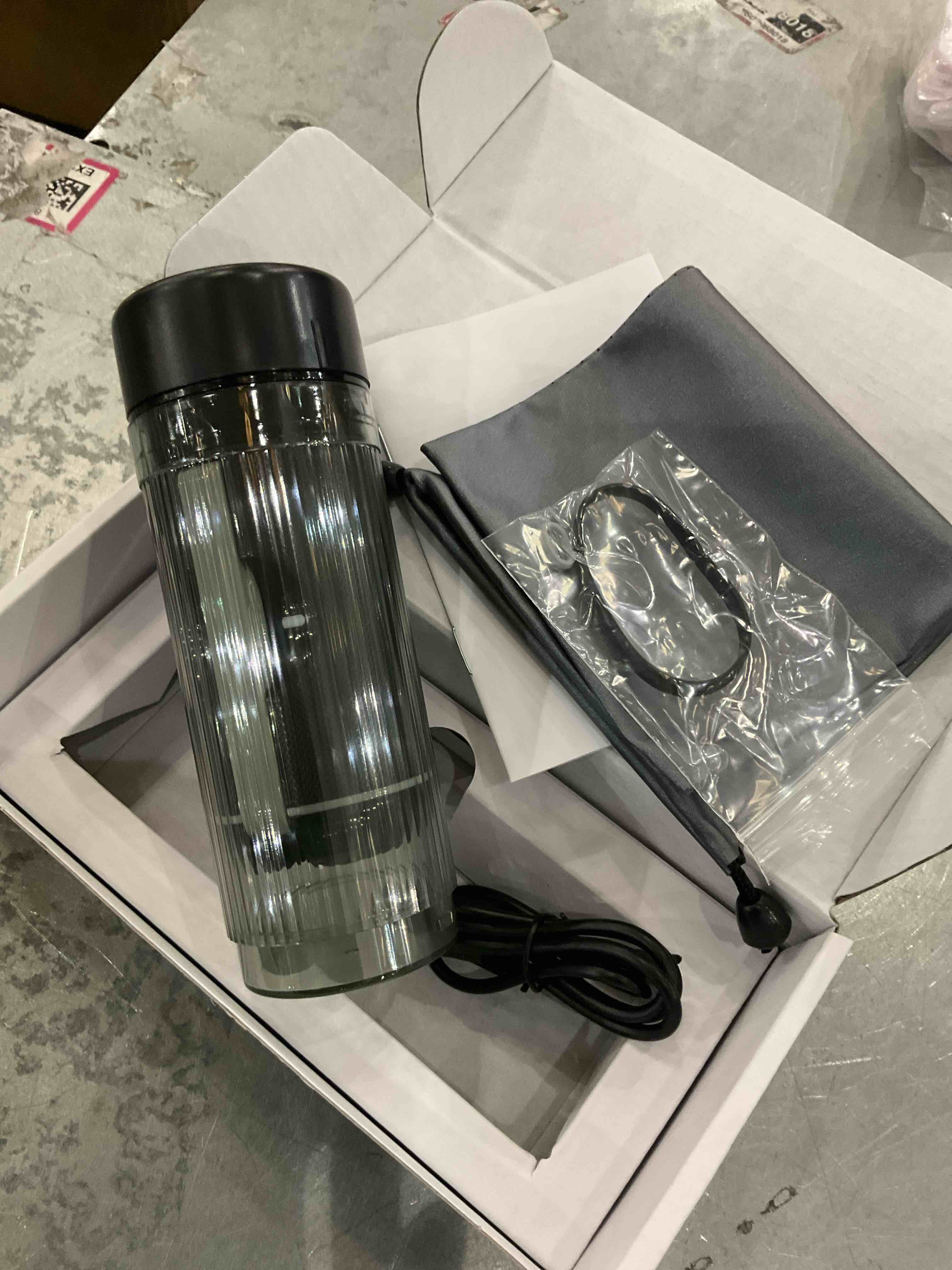 https://s3.amazonaws.com/lotting-images-prod/bidfta/PPE0310061_1729608583536.jpeg