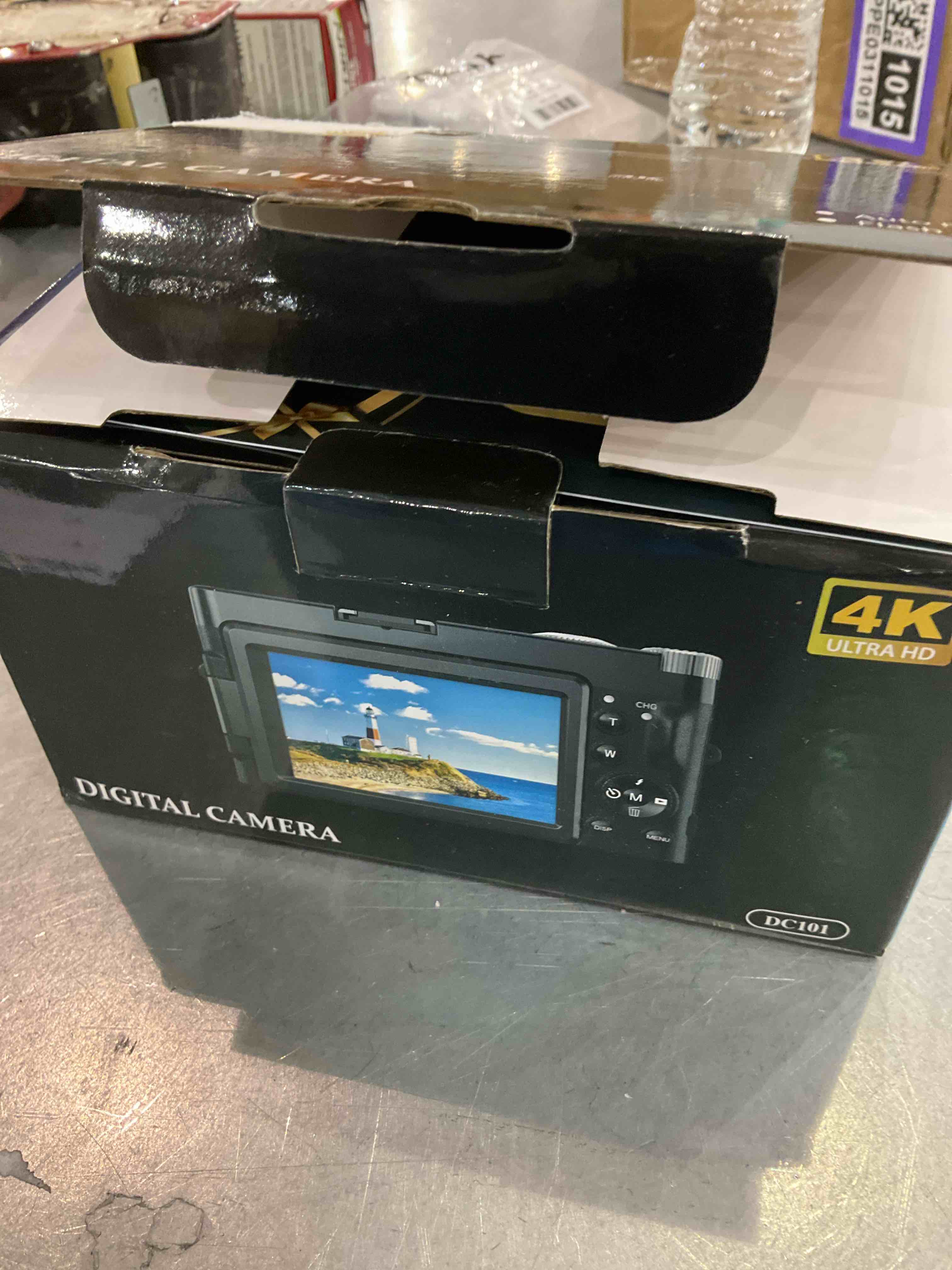 4K Digital Camera for Photography Autofocus, Upgraded 48MP Vlogging Camera for YouTube with SD Card, 3" 180 Flip Screen Compact Travel Camera with 16X Digital Zoom, Flash, Anti-Shake, 2 Batteries